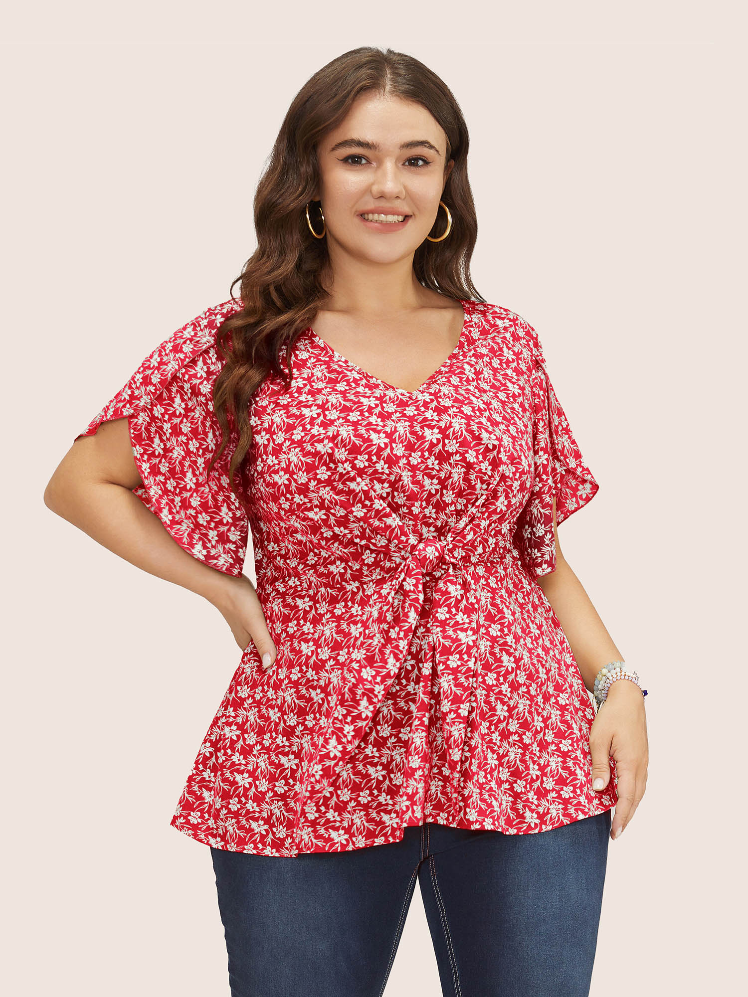 

Plus Size Raspberry Ditsy Floral Split Petal Sleeve Tie Front Blouse Women Elegant Short sleeve V-neck Everyday Blouses BloomChic