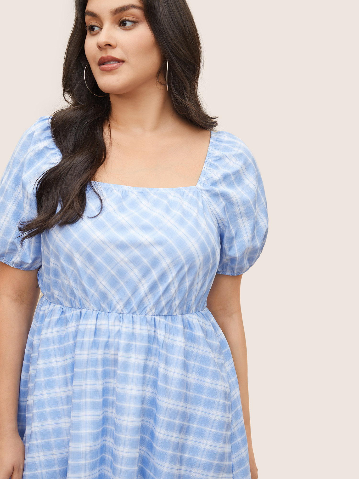 Plus Size Plaid Square Neck Gathered Shirred Dress LightBlue Women Non Curvy Midi Dress BloomChic 28/5X 