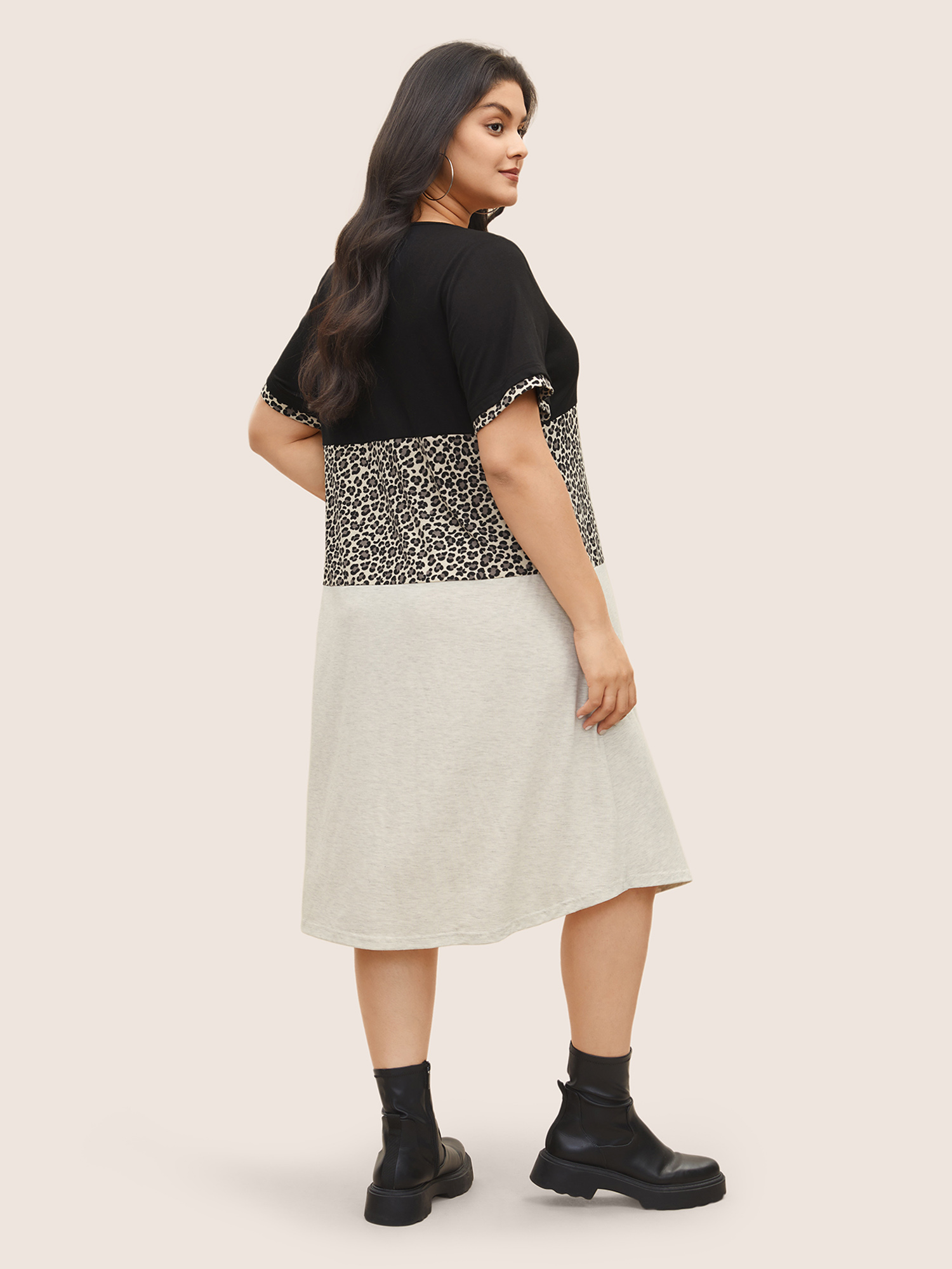 

Plus Size Leopard Colorblock Contrast Patchwork Pocket Dress Black Women Casual Non V-neck Short sleeve Curvy Midi Dress BloomChic