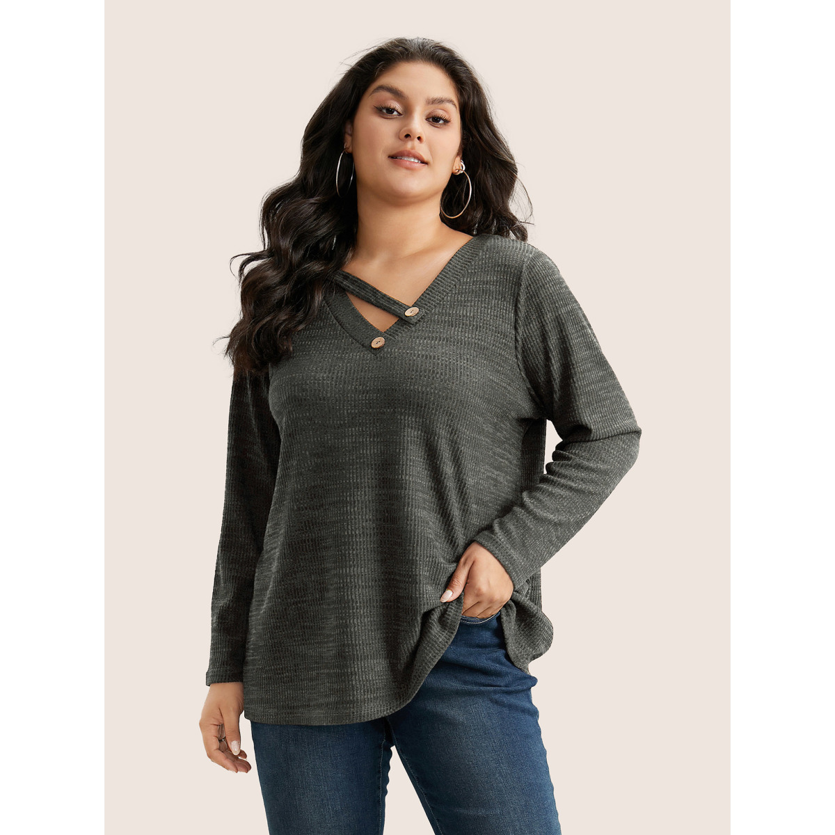 

Plus Size Solid Rib Knit Button Detail T-shirt Gray Women Casual Non Plain V-neck Everyday T-shirts BloomChic