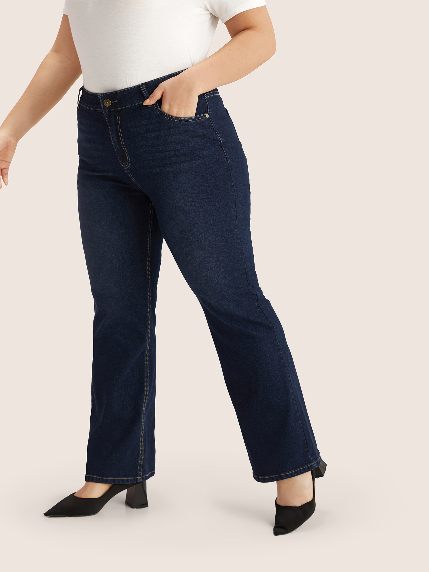 

Plus Size Plain Bootcut Pocket Zipper Fly Jeans Women DarkBlue Casual Plain Non High stretch Slanted pocket Jeans BloomChic