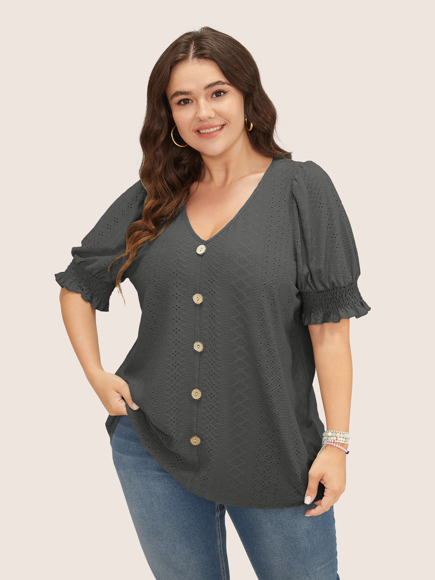 

Plus Size Plain Broderie Anglaise Shirred Puff Sleeve Button Detail T-shirt Gray Women Casual Button Plain V-neck Everyday T-shirts BloomChic