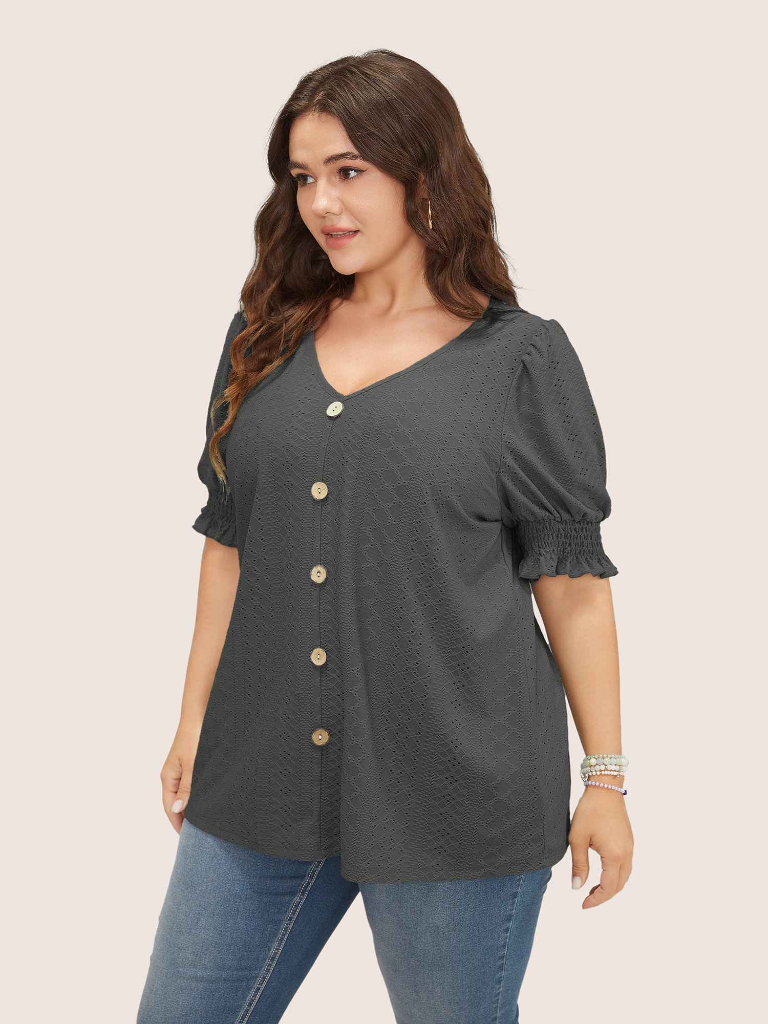 

Plus Size Plain Broderie Anglaise Shirred Puff Sleeve Button Detail T-shirt Gray Women Casual Button Plain V-neck Everyday T-shirts BloomChic