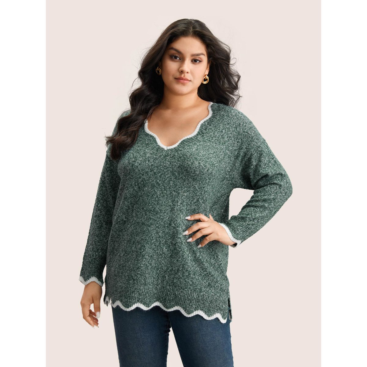 

Plus Size Contrast Split Side Scalloped Trim Pullover Emerald Women Casual Long Sleeve V-neck Everyday Pullovers BloomChic