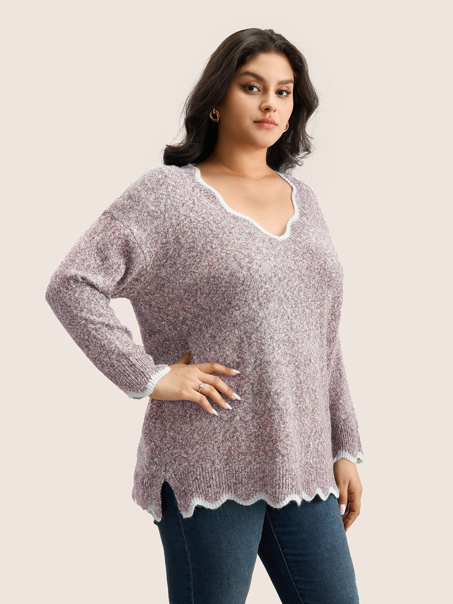 

Plus Size Contrast Split Side Scalloped Trim Pullover MistyRose Women Casual Long Sleeve V-neck Everyday Pullovers BloomChic