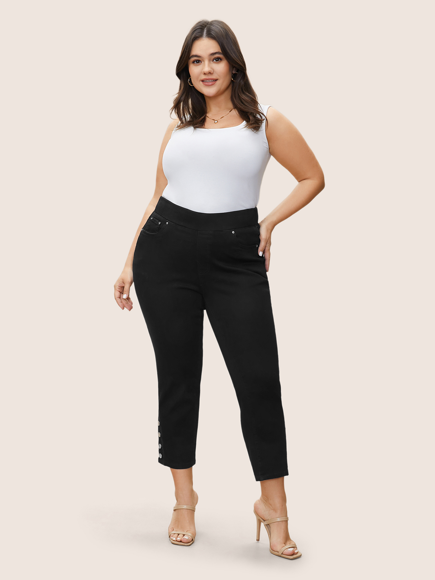 

Plus Size Black Wash Button Detail Elastic Wais Slim Jeans Women Black Elegant Plain Non High stretch Pocket Jeans BloomChic