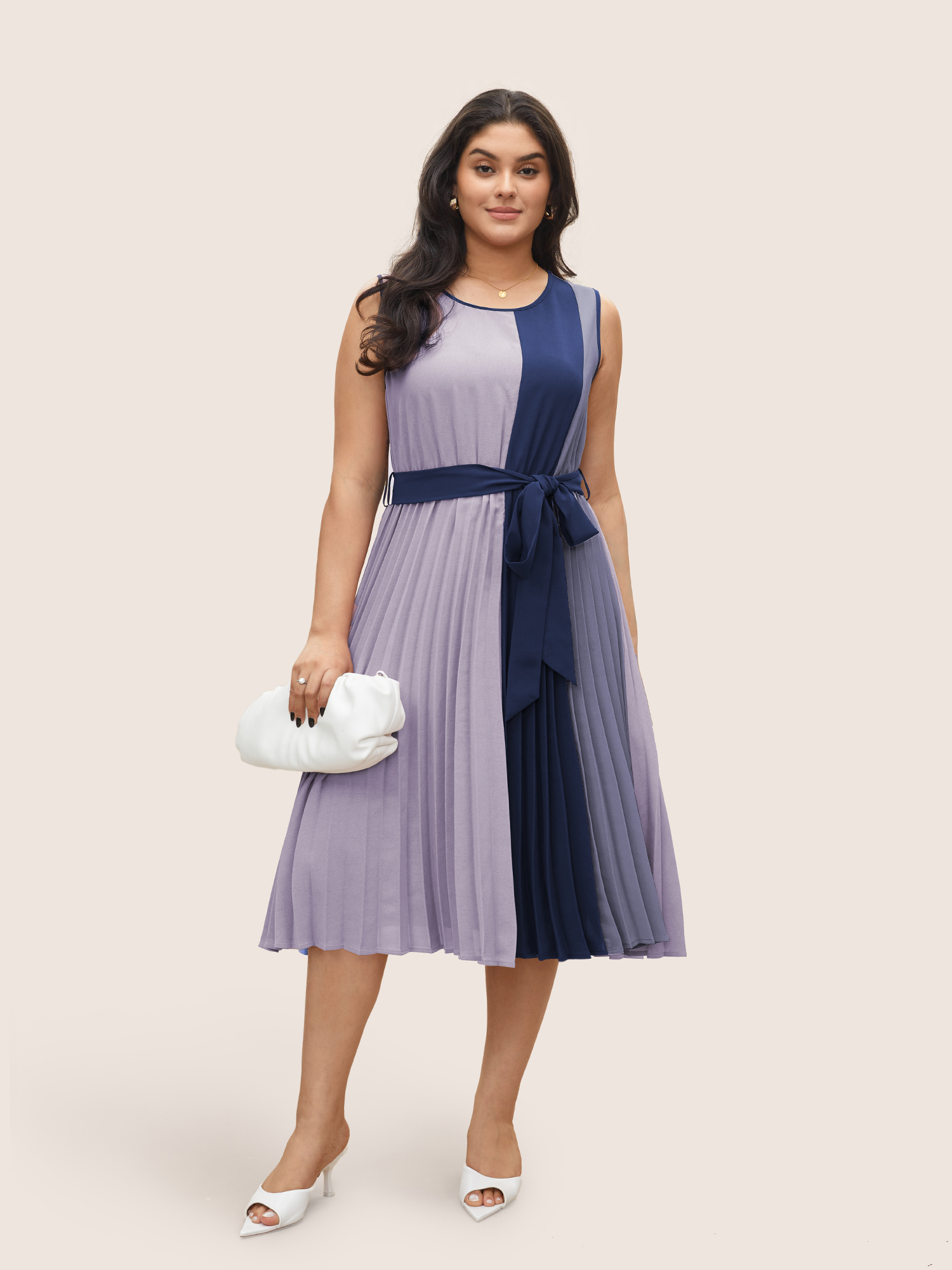 

Plus Size Colorblock Contrast Pleated Belted Sleeveless Dress Lavender Women At the Office Belted Round Neck Sleeveless Curvy Midi Dress BloomChic