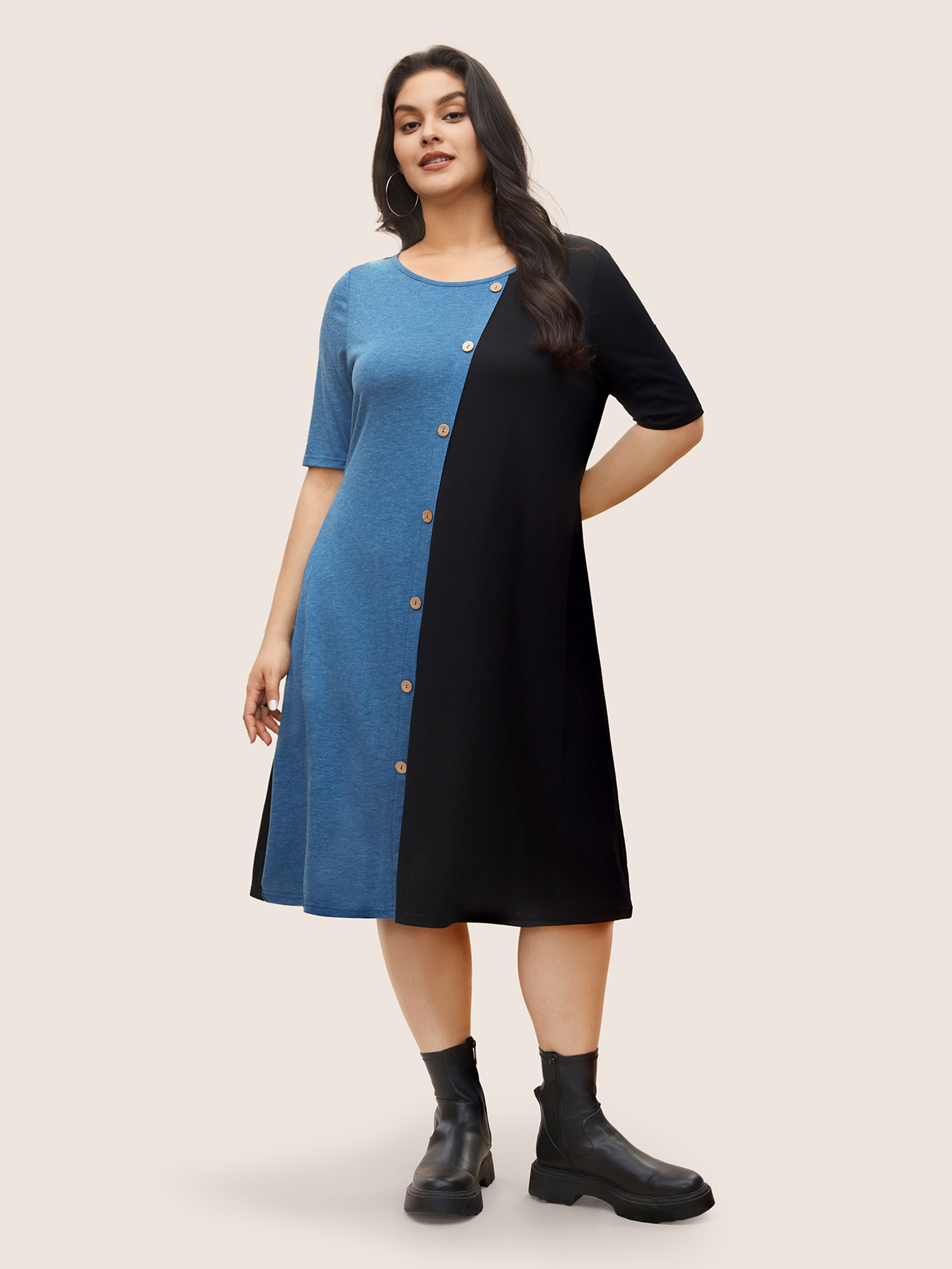 

Plus Size Supersoft Essentials Colorblock Button Detail Patchwork Dress Blue Women Non Curvy Midi Dress BloomChic