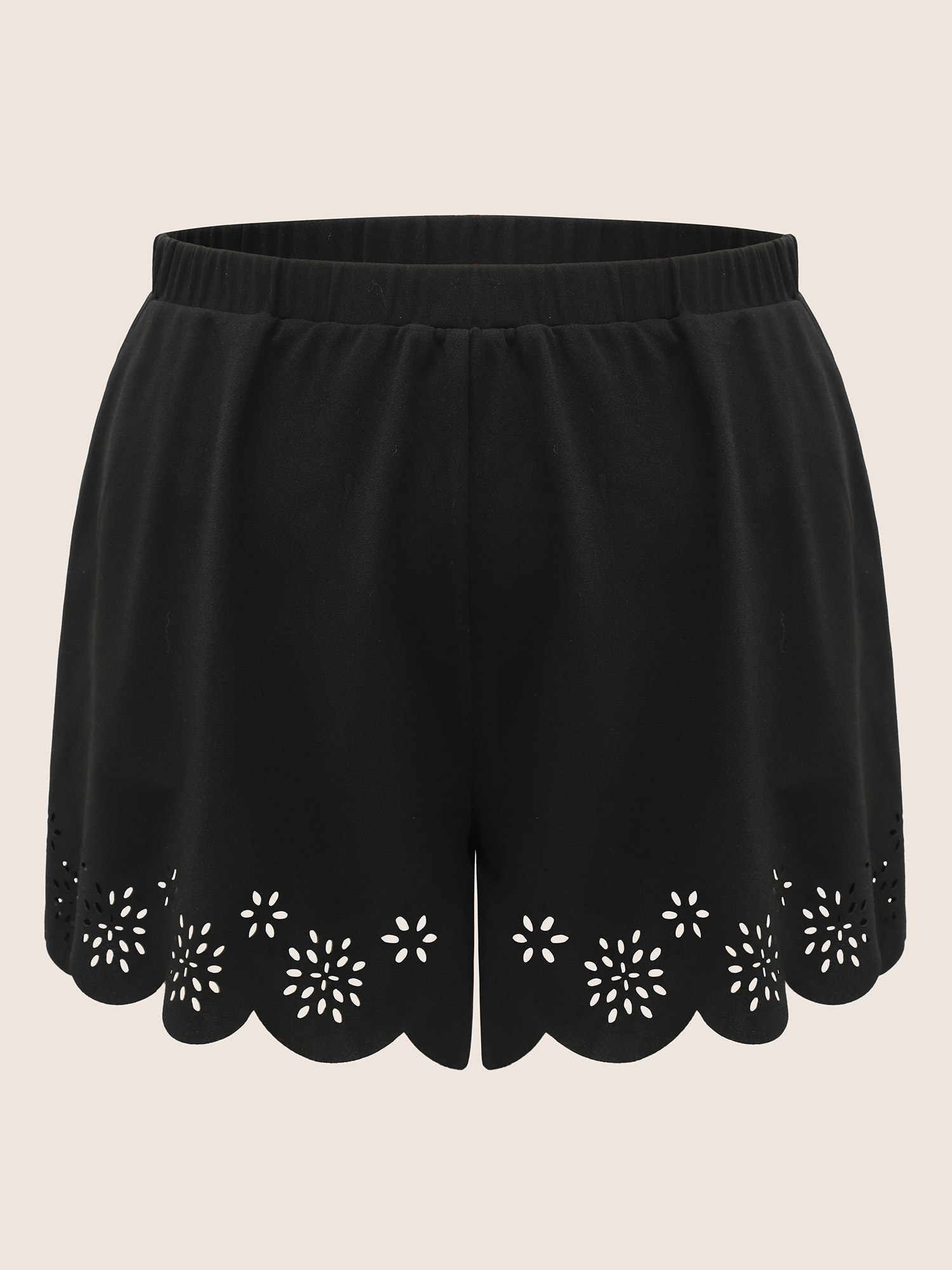 Plus Size Laser Cut Elastic Waist Scalloped Trim Shorts Women Black Elegant Non Loose Everyday Shorts BloomChic 12/L 