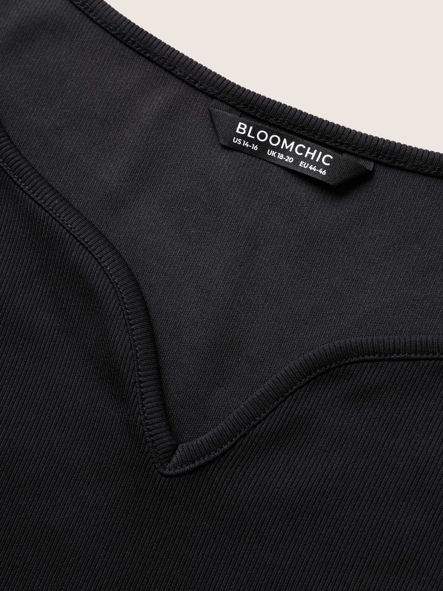 Plus Size Solid Rib Knit Heart Neckline Tank Top Women Black Casual Heart neckline Everyday Tank Tops Camis BloomChic 10/M 