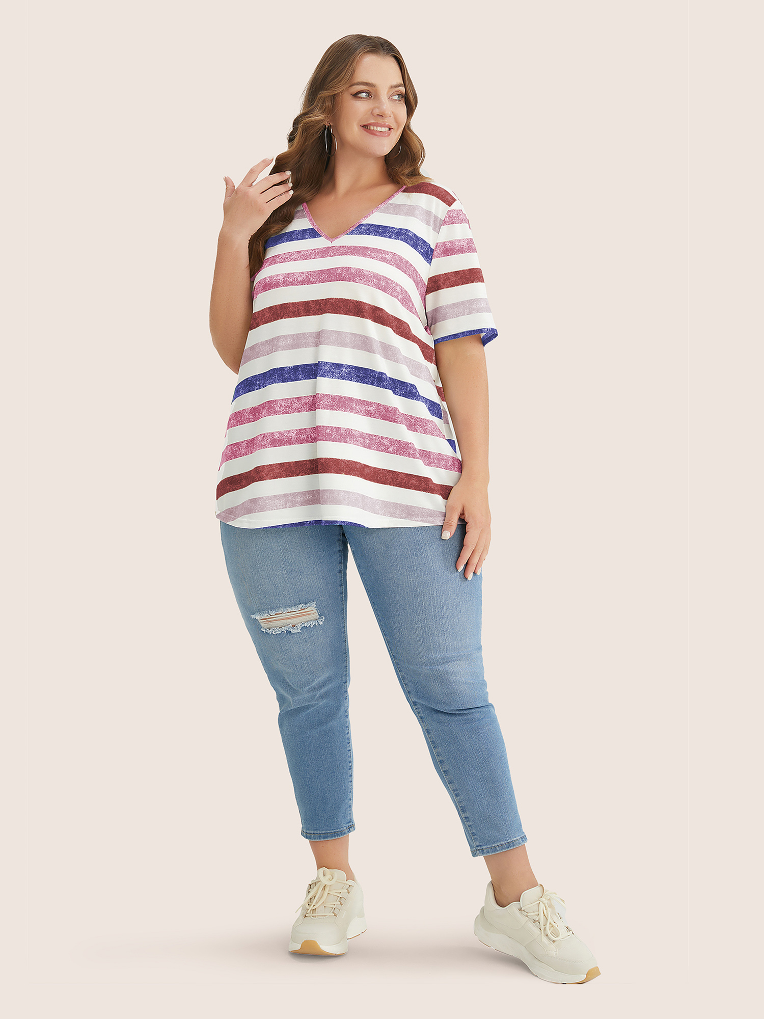 

Plus Size Striped Contrast V Neck T-shirt Pink Women Casual Striped V-neck Everyday T-shirts BloomChic