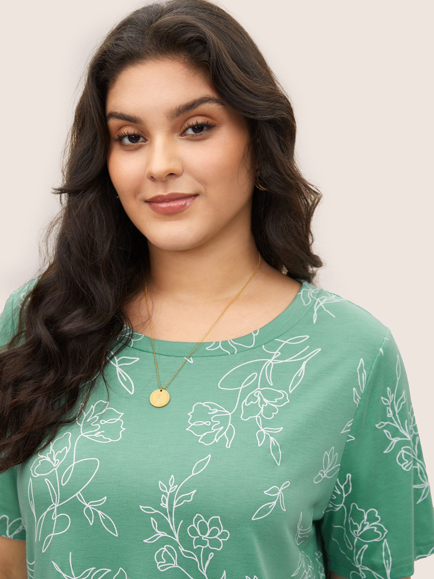 Plus Size Line Floral Print Crew Neck T-shirt Mint Women Elegant Round Neck Everyday T-shirts BloomChic 26/4X 