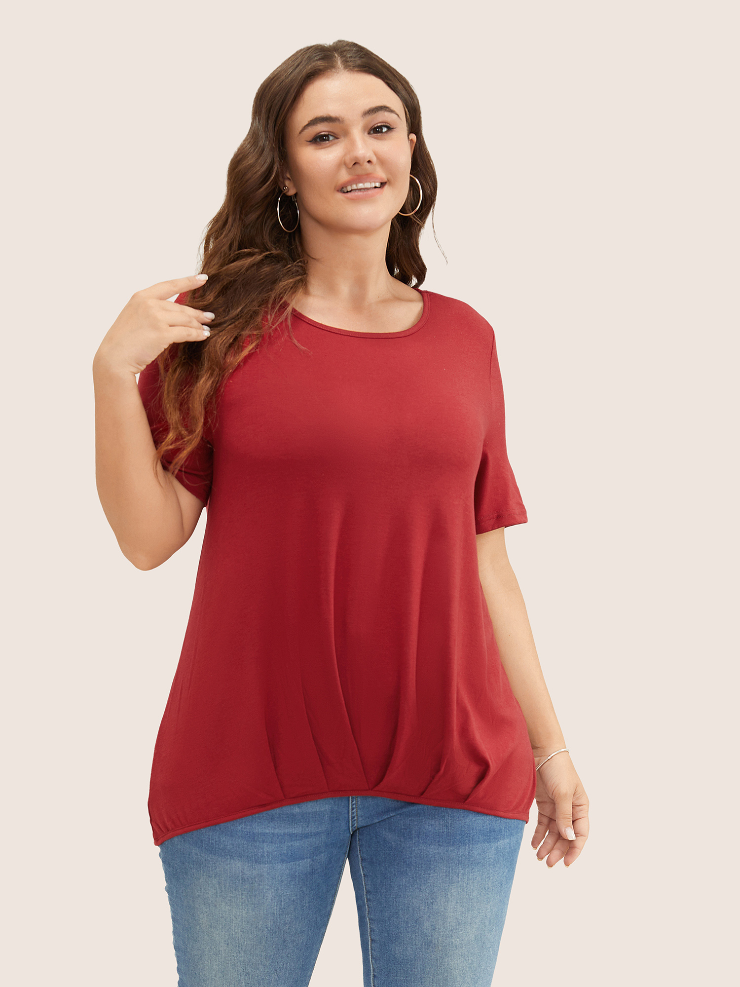 

Plus Size Plain Round Neck Pleated Asymmetrical Hem T-shirt Scarlet Women Casual Plain Round Neck Everyday T-shirts BloomChic