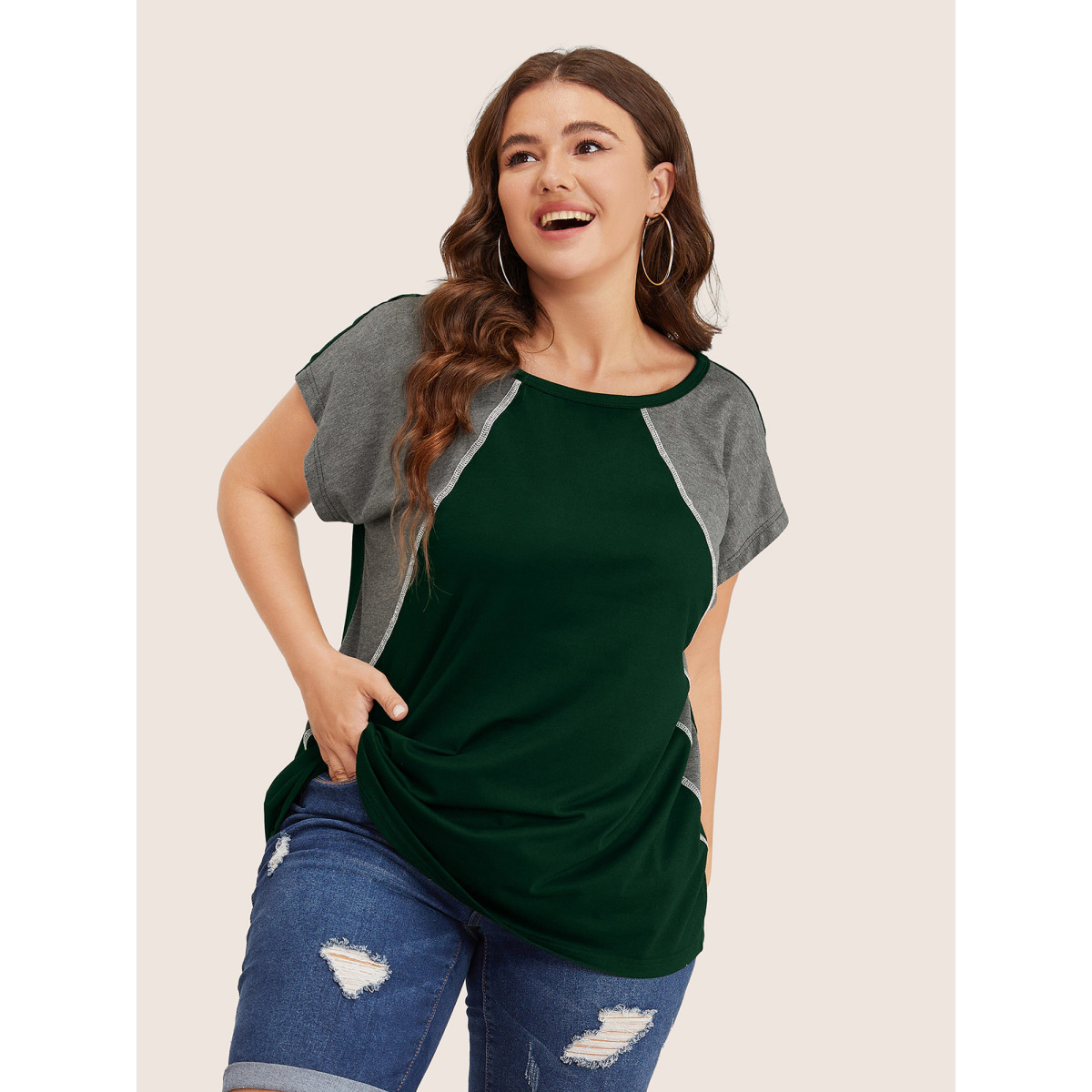 

Plus Size Color Block Contrast Binding Batwing Sleeve T-shirt DarkGreen Women Casual Contrast Colorblock Round Neck Everyday T-shirts BloomChic