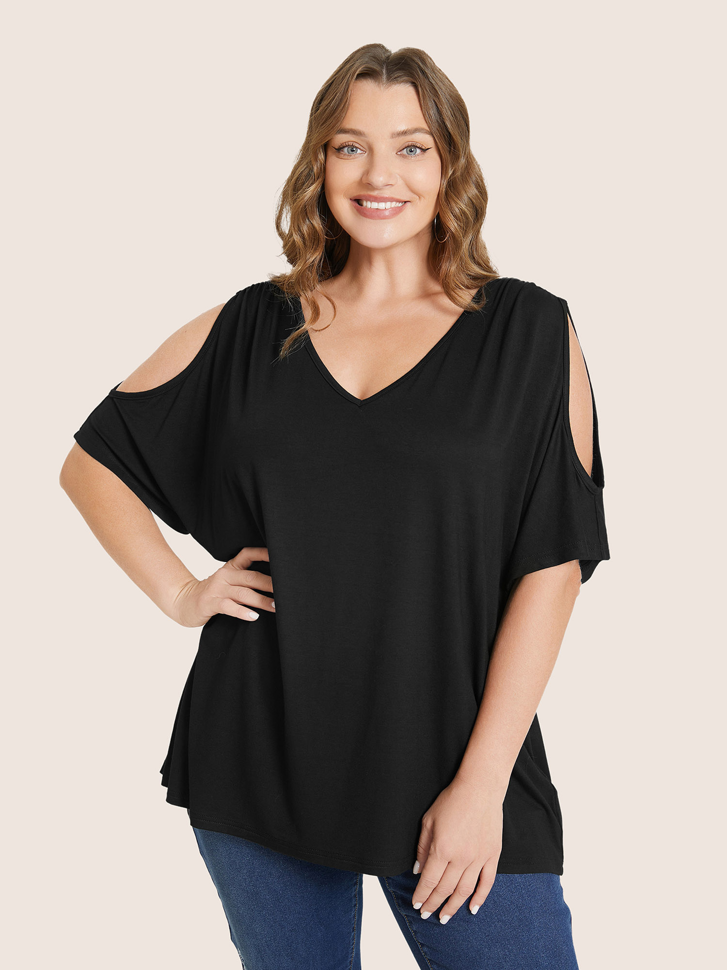 Plus Size Women Everyday Plain Cut-Out Regular Sleeve Short sleeve Cold Shoulder Elegant T-shirts BloomChic 