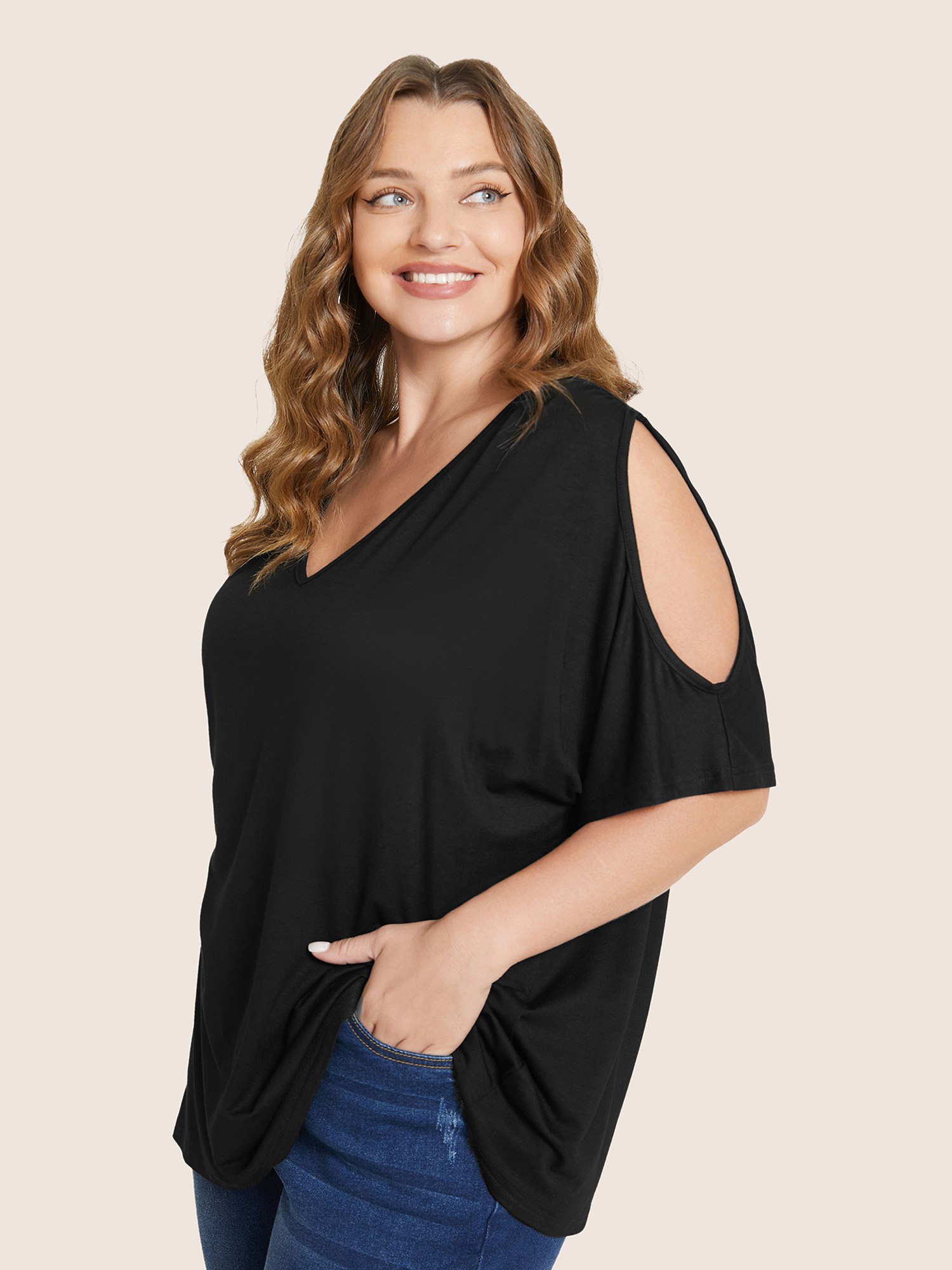 Plus Size Women Everyday Plain Cut-Out Regular Sleeve Short sleeve Cold Shoulder Elegant T-shirts BloomChic 