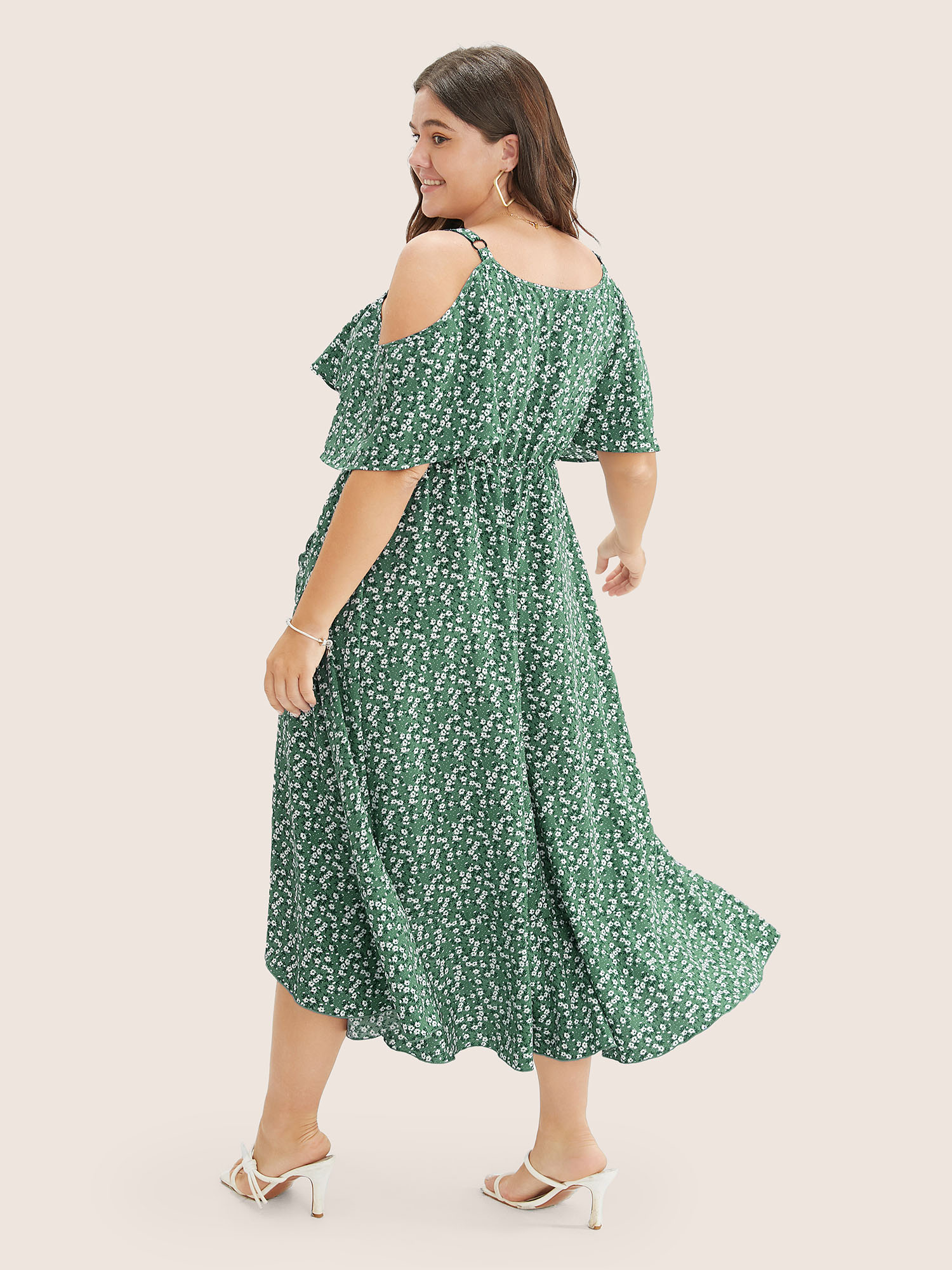 Plus Size Women Everyday Ditsy Floral Adjustable Straps Ruffle Sleeve Short sleeve Cold Shoulder Pocket Elegant Dresses BloomChic 