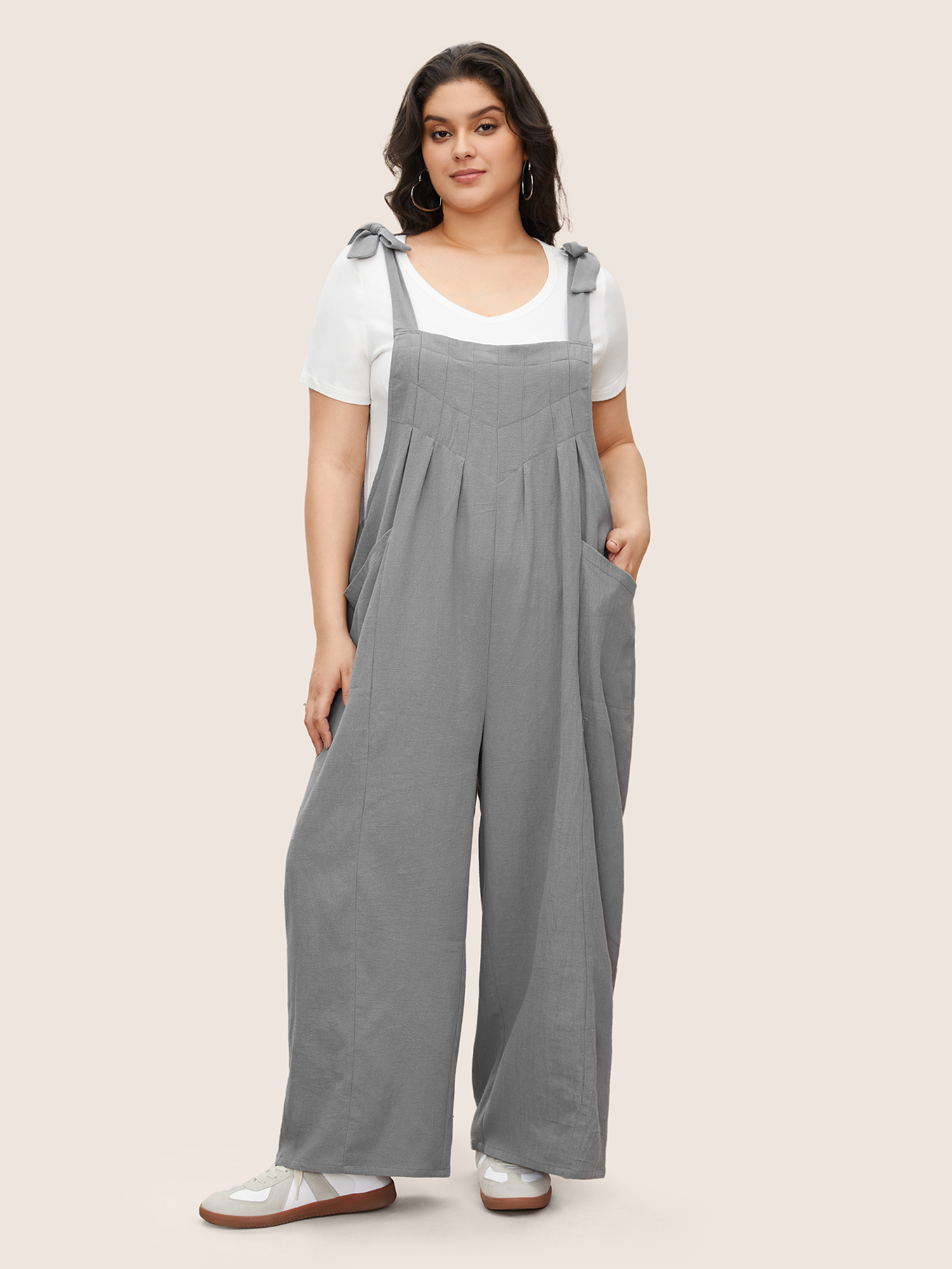

Plus Size Gray Solid Pleated Detail Pocket Knotted Shoulder Overall Jumpsuit Women Casual Non Everyday Loose Jumpsuits BloomChic