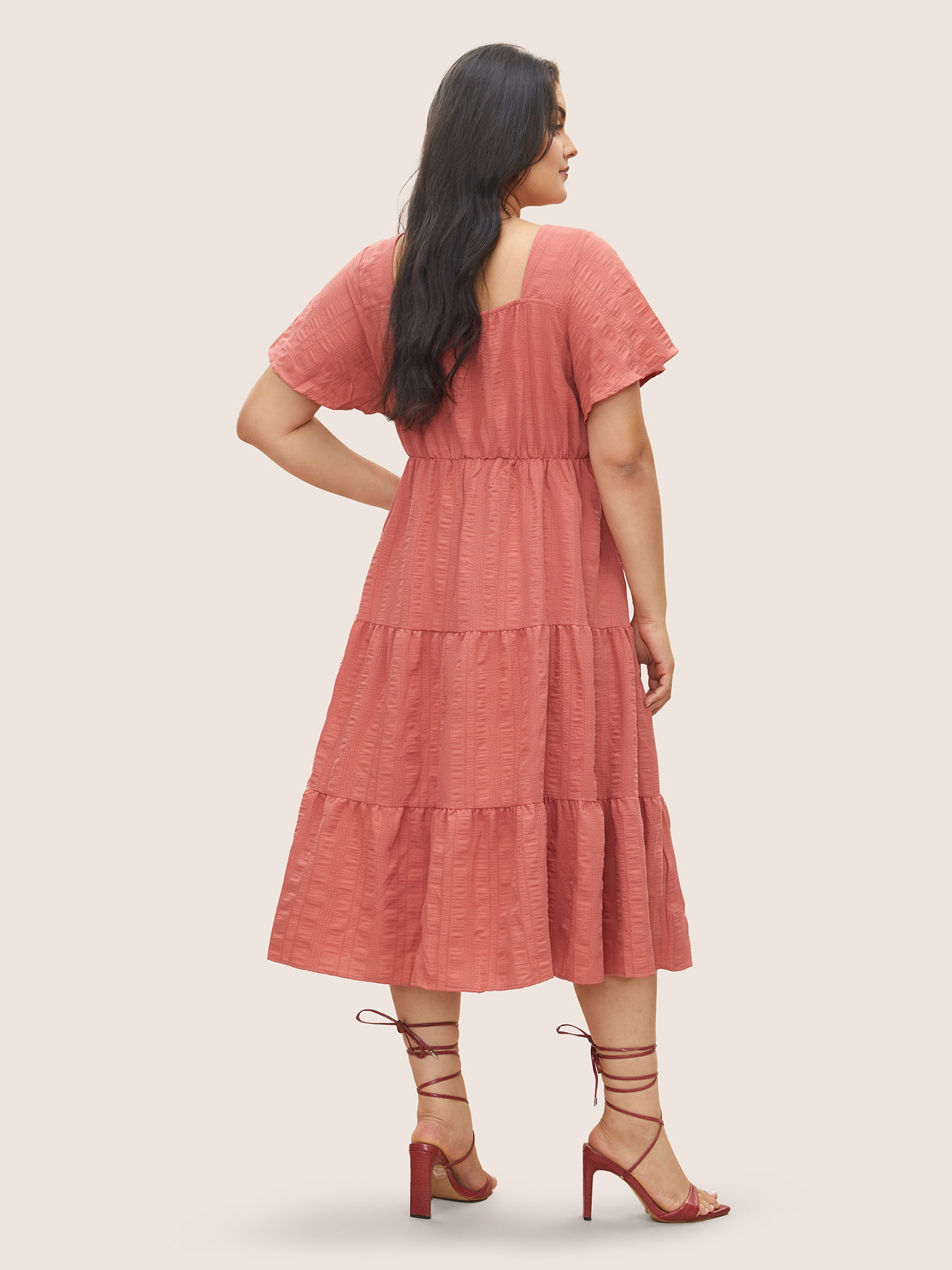 Plus Size Plain Ruched Drawstring Pocket Ruffle Tiered Dress DustyPink Women Elegant Non V-neck Short sleeve Curvy Midi Dress BloomChic 10/M 
