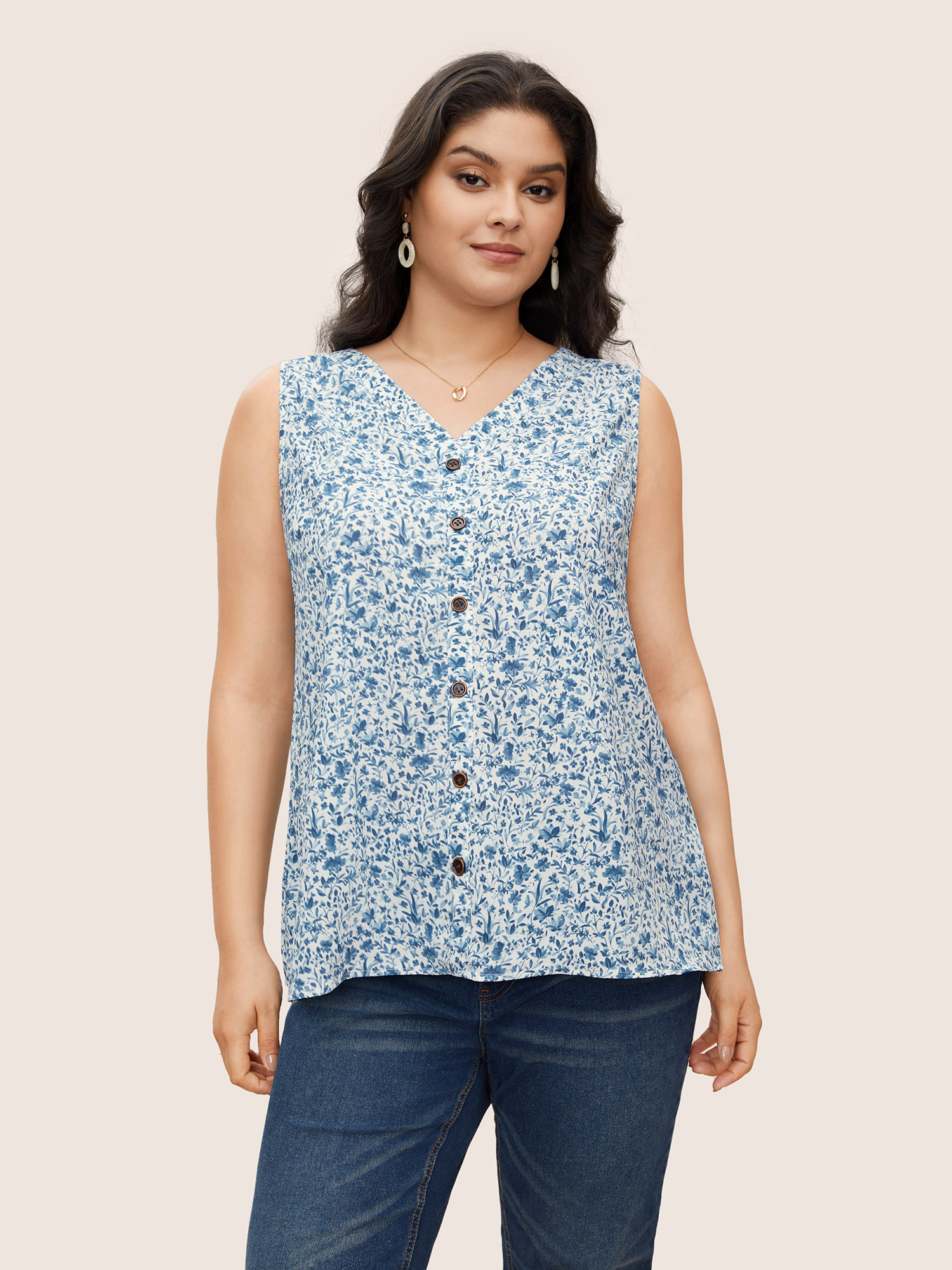

Plus Size Ditsy Floral Sleeveless Button Detail Tank Top Women LightBlue Casual Button V-neck Everyday Tank Tops Camis BloomChic