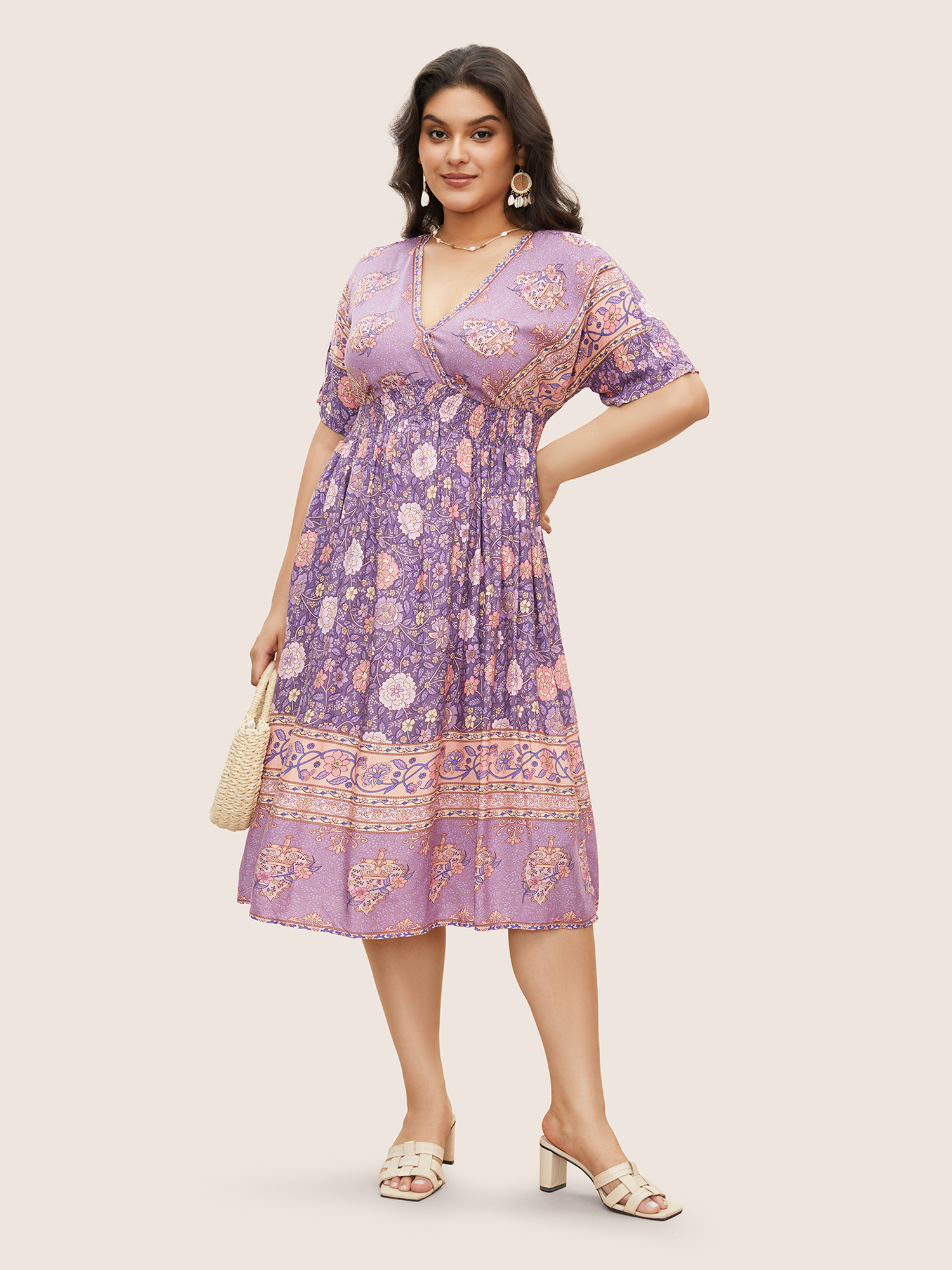 

Plus Size Floral Dolman Sleeve Ruffles Shirred Split Hem Dress Mauve Women Resort Non V-neck Short sleeve Curvy Midi Dress BloomChic