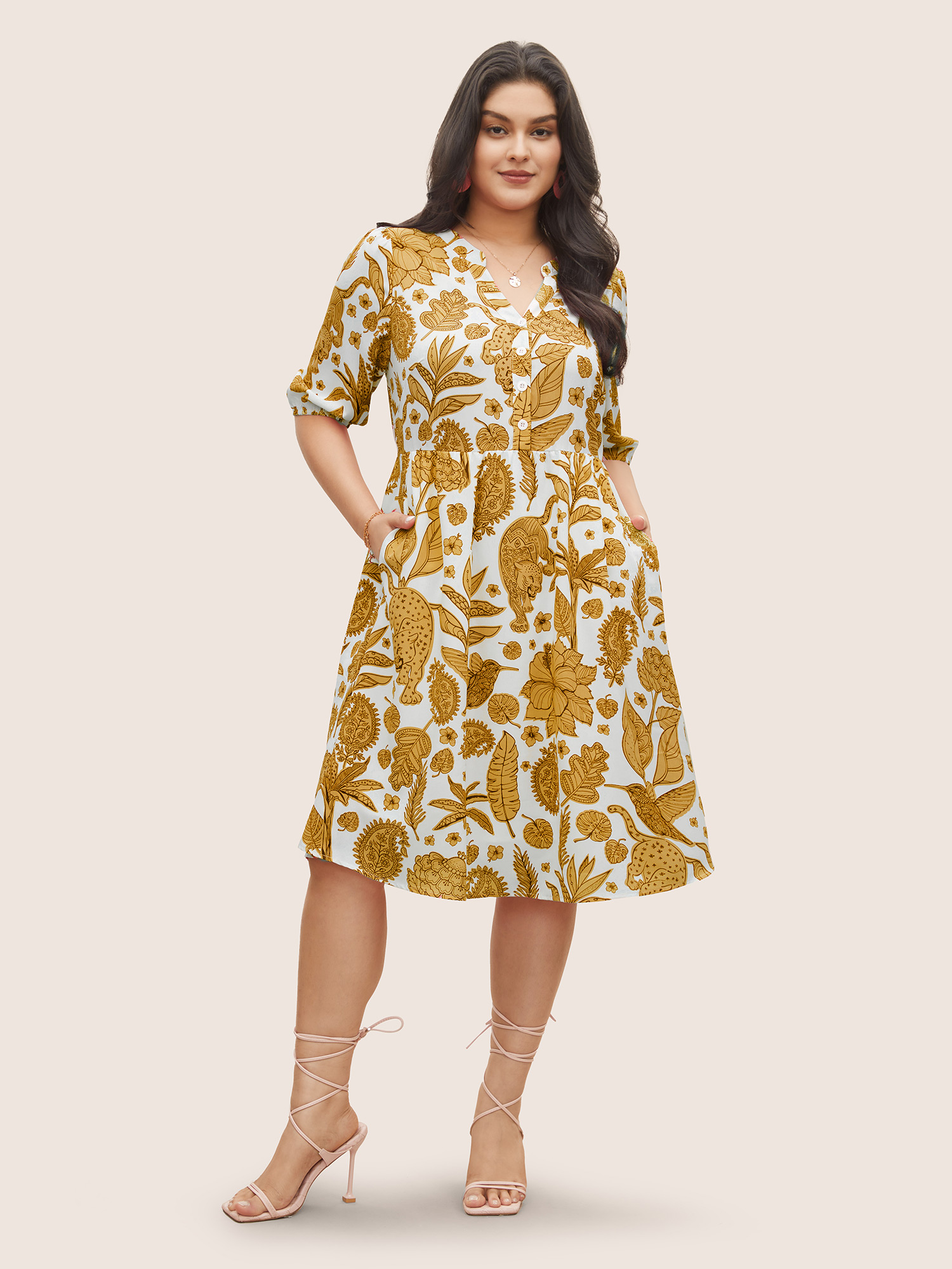 

Plus Size Plants & Animal Print Notched Lantern Sleeve Dress Yellow Women Resort Non Notched collar Short sleeve Curvy Midi Dress BloomChic