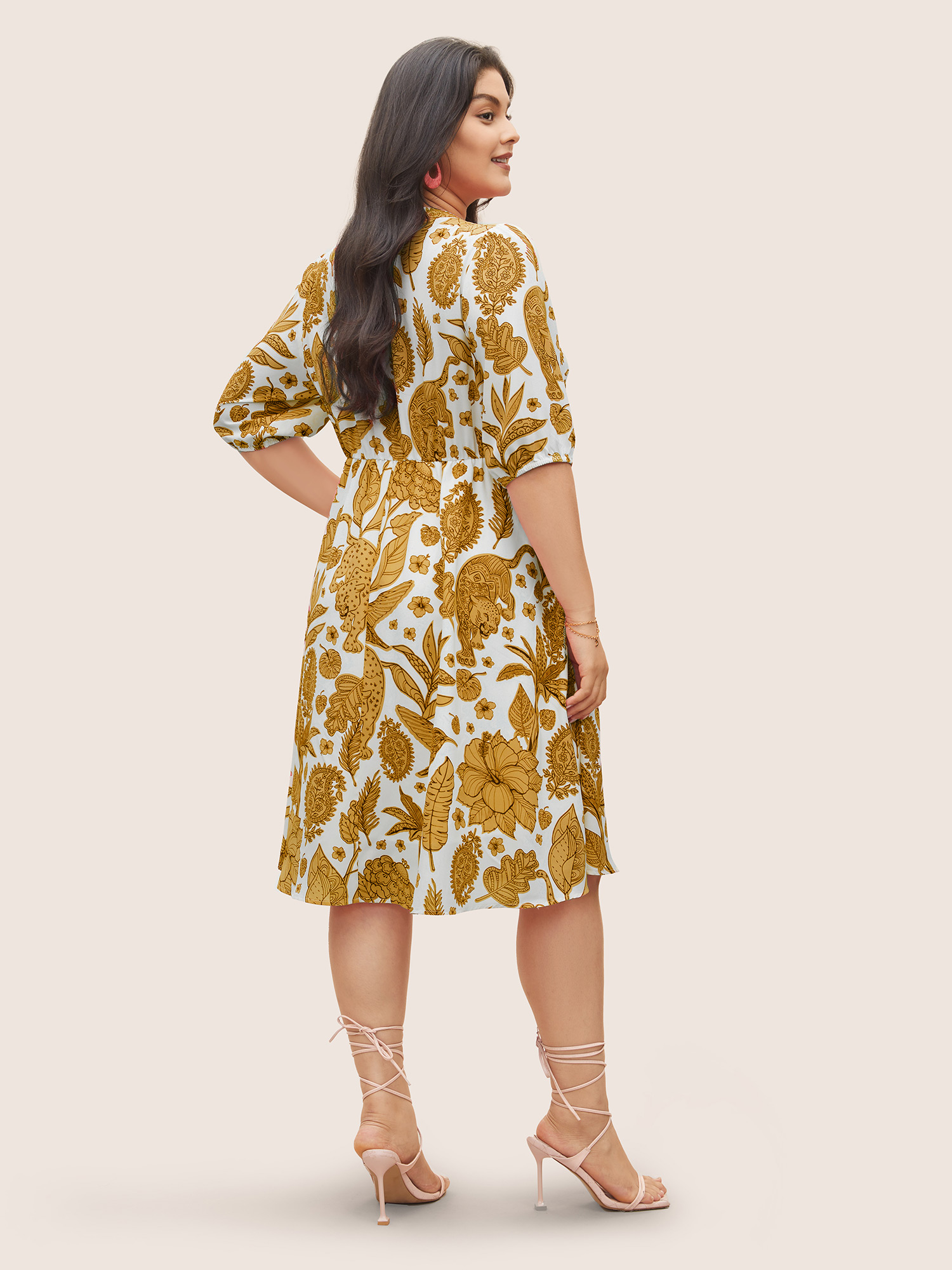 Plus Size Plants & Animal Print Notched Lantern Sleeve Dress Yellow Women Resort Non Notched collar Short sleeve Curvy Midi Dress BloomChic 22-24/3X 