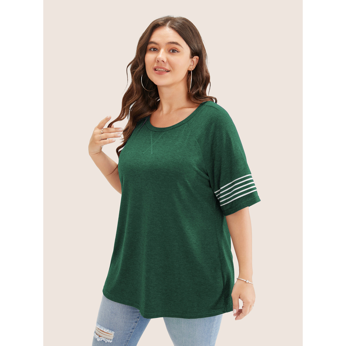 

Plus Size Striped Contrast Raglan Sleeve Crew Neck T-shirt Emerald Women Casual Plain Round Neck Everyday T-shirts BloomChic