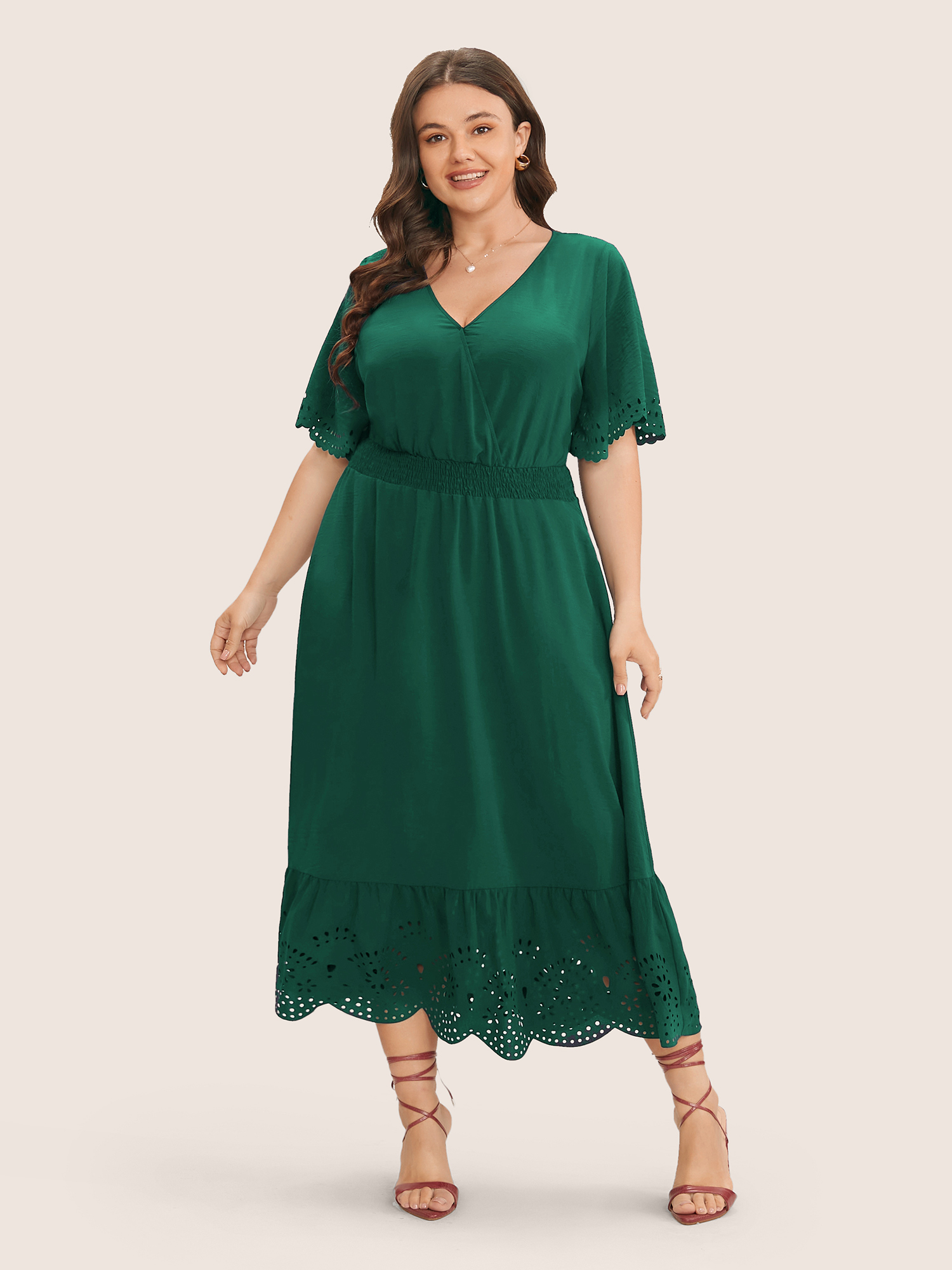 Plus Size Solid Laser Cut Shirred Pocket Wrap Scalloped Trim Flutter Dress Green Women Elegant Non V-neck Short sleeve Curvy Midi Dress BloomChic 10/M 