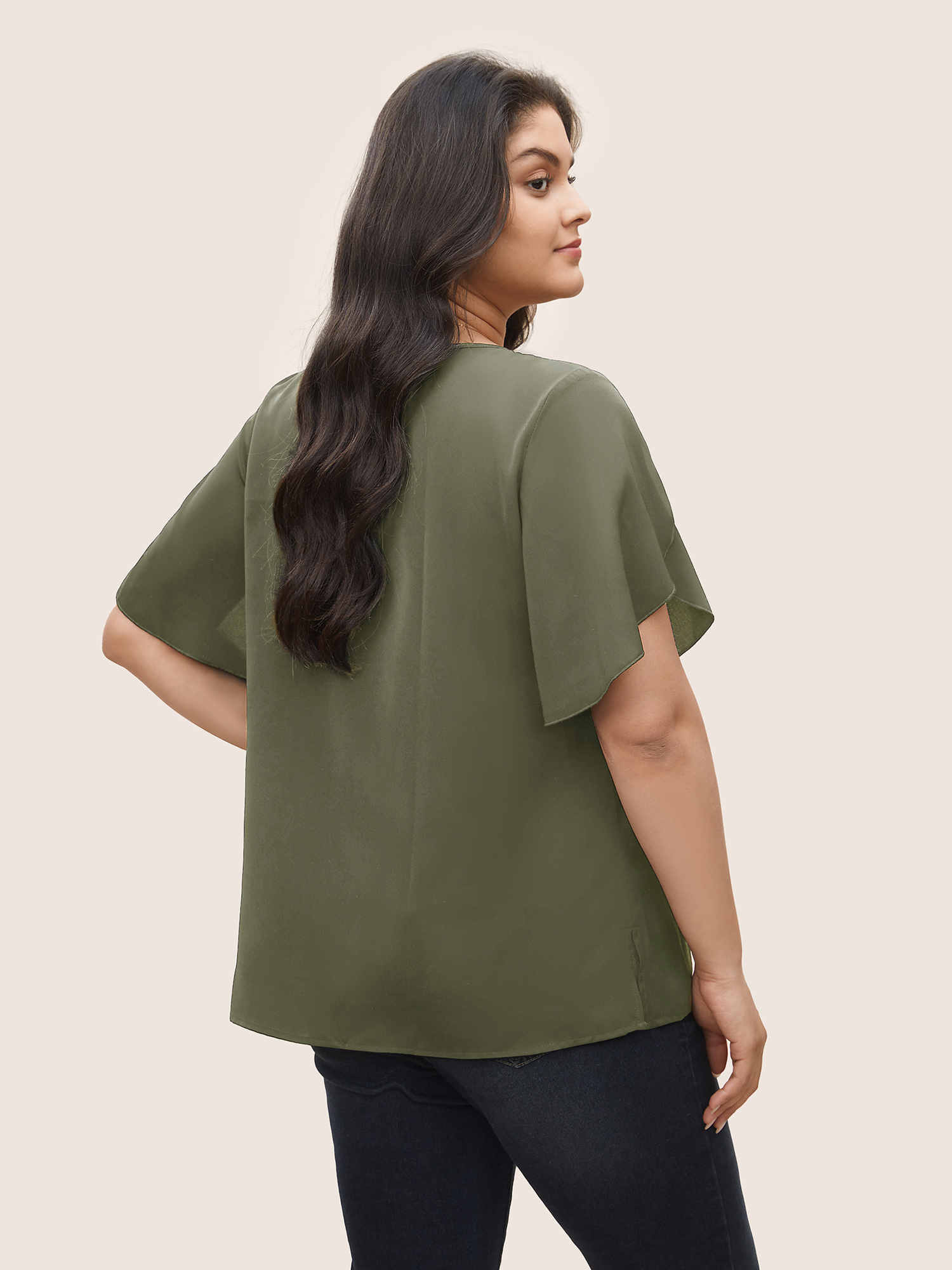 

Plus Size Moss Solid Keyhole Petal Sleeve Pleated Blouse Women Work From Home Short sleeve Notched collar Work Blouses BloomChic