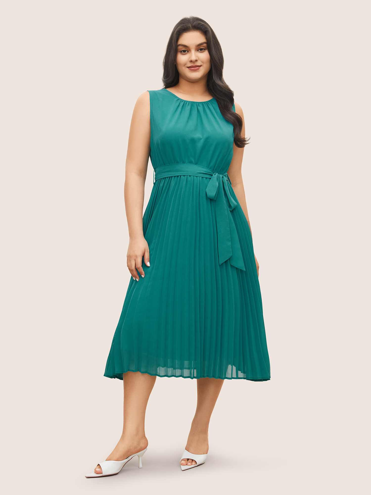 

Plus Size Plain Sleeveless Elastic Waist Pleated Belted Dress Turquoise Women At the Office Belted Round Neck Sleeveless Curvy Midi Dress BloomChic