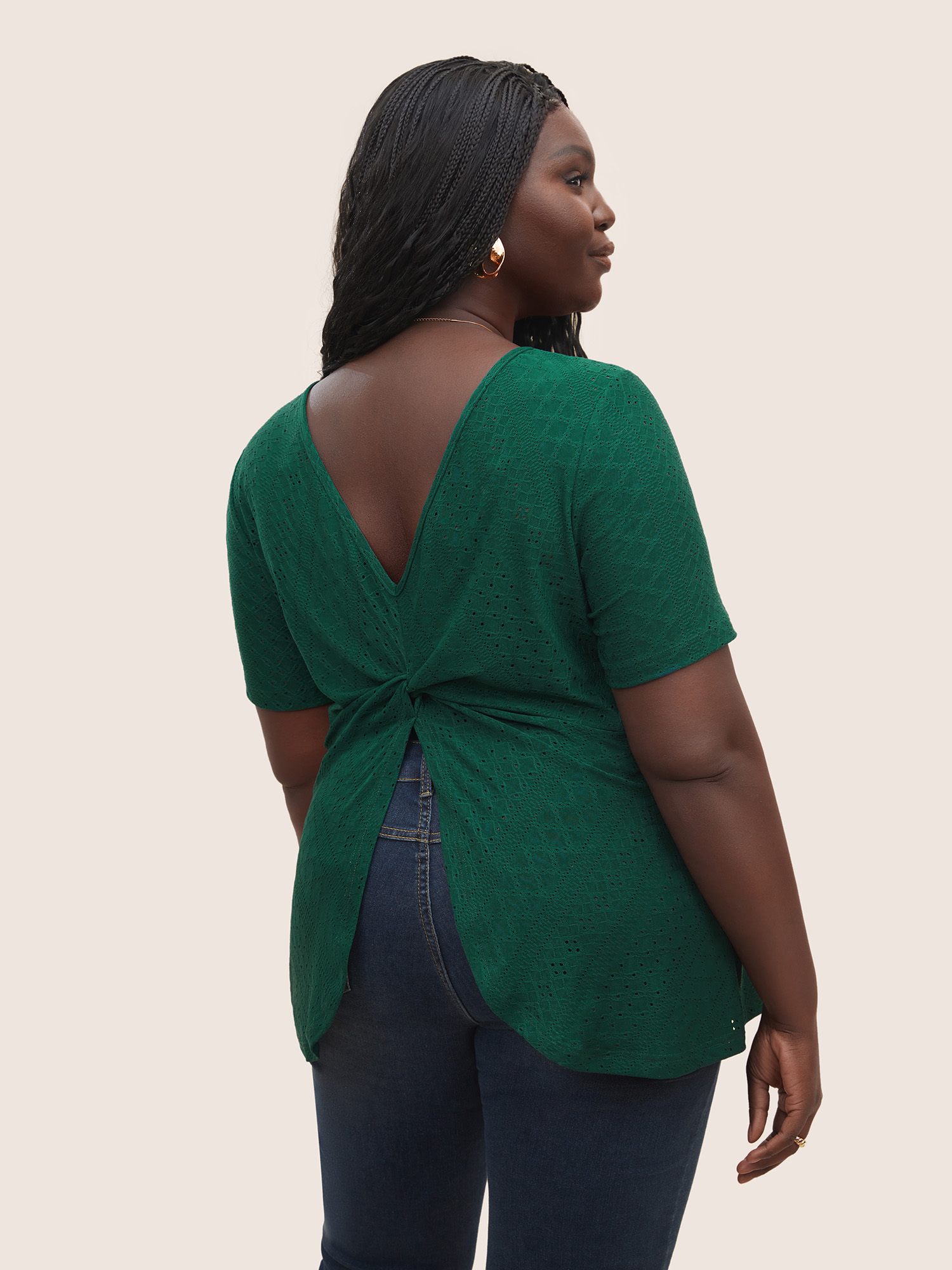 

Plus Size Plain Textured Twist Back T-shirt DarkGreen Women Elegant Twist Round Neck Everyday T-shirts BloomChic