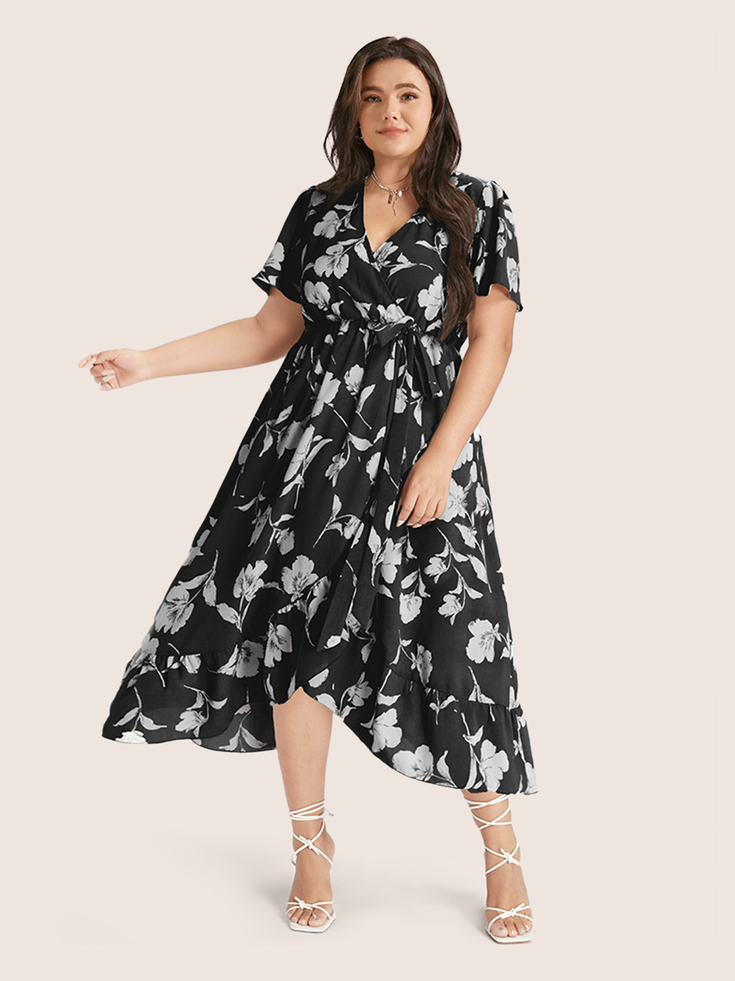 

Plus Size Floral Ruffle Knot Side Wrap Dress BlackFlower Women Elegant Ruffles V-neck Short sleeve Curvy Midi Dress BloomChic