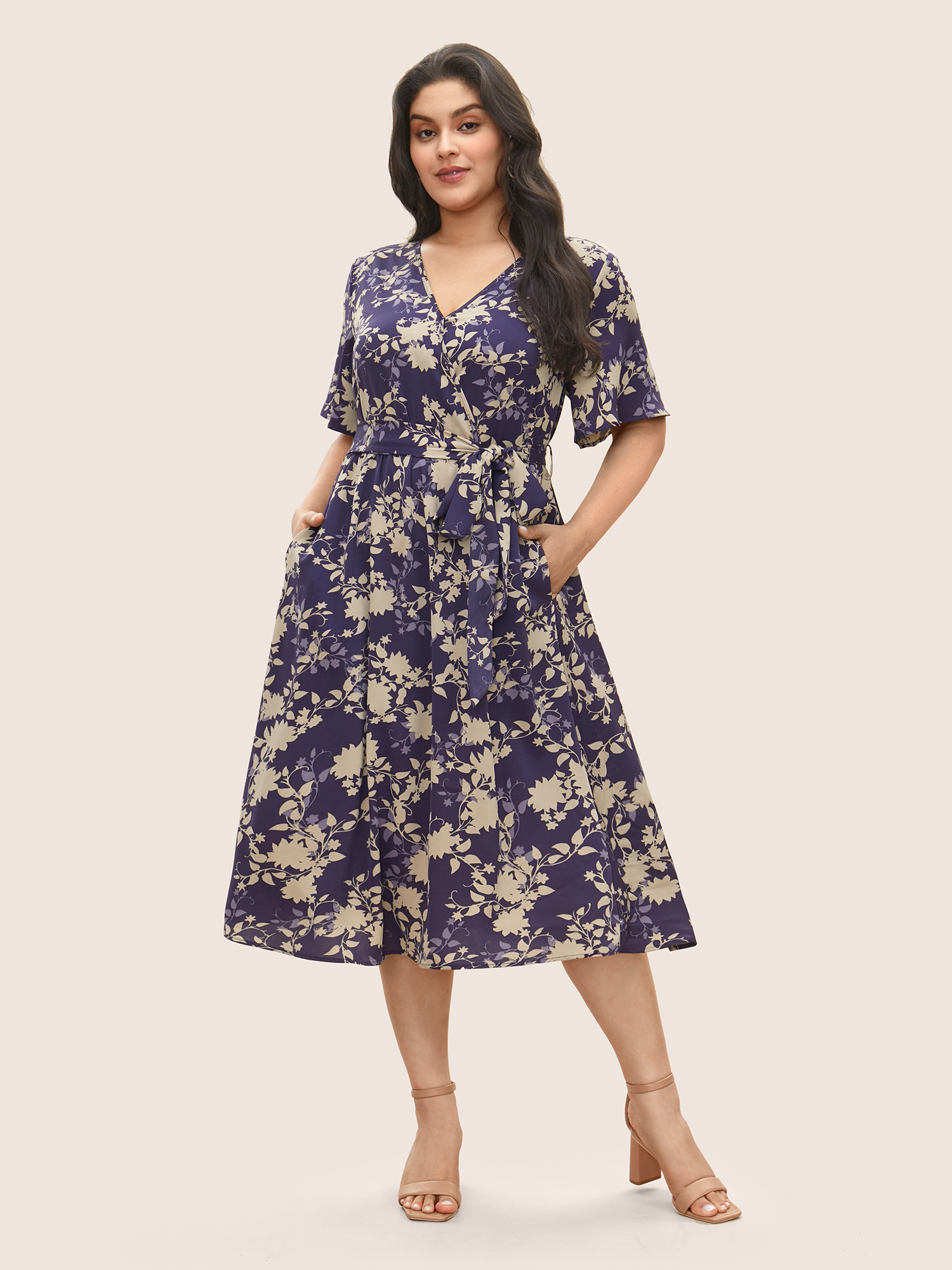 

Plus Size Floral Print Overlap Collar Belted Flutter Sleeve Dress Blackcurrant Women Elegant Overlapping Overlap Collar Short sleeve Curvy Midi Dress BloomChic