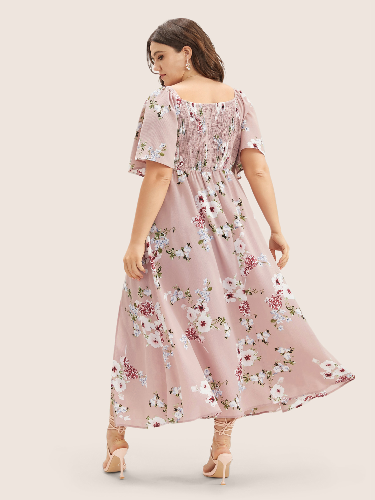 Floral DustyPink Shirred Plus Size Women Dress Elegance Pocket Ruffle Sleeve Short Sleeve Square Neck Pocket Dailywear Midi Dress BloomChic 