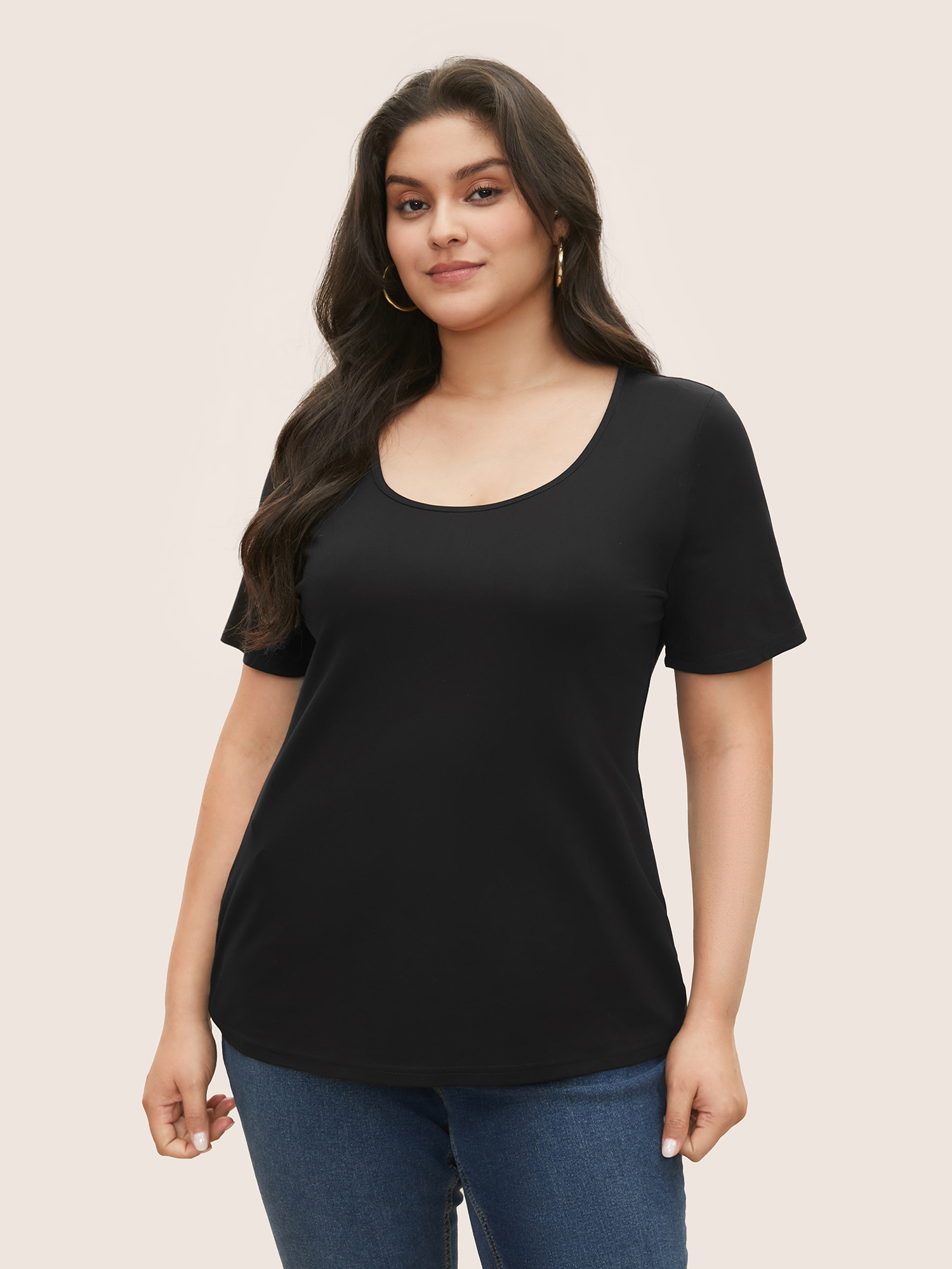 

Plus Size Basic Solid Color U Neck T-shirt Black Women Basics U-neck Everyday T-shirts BloomChic