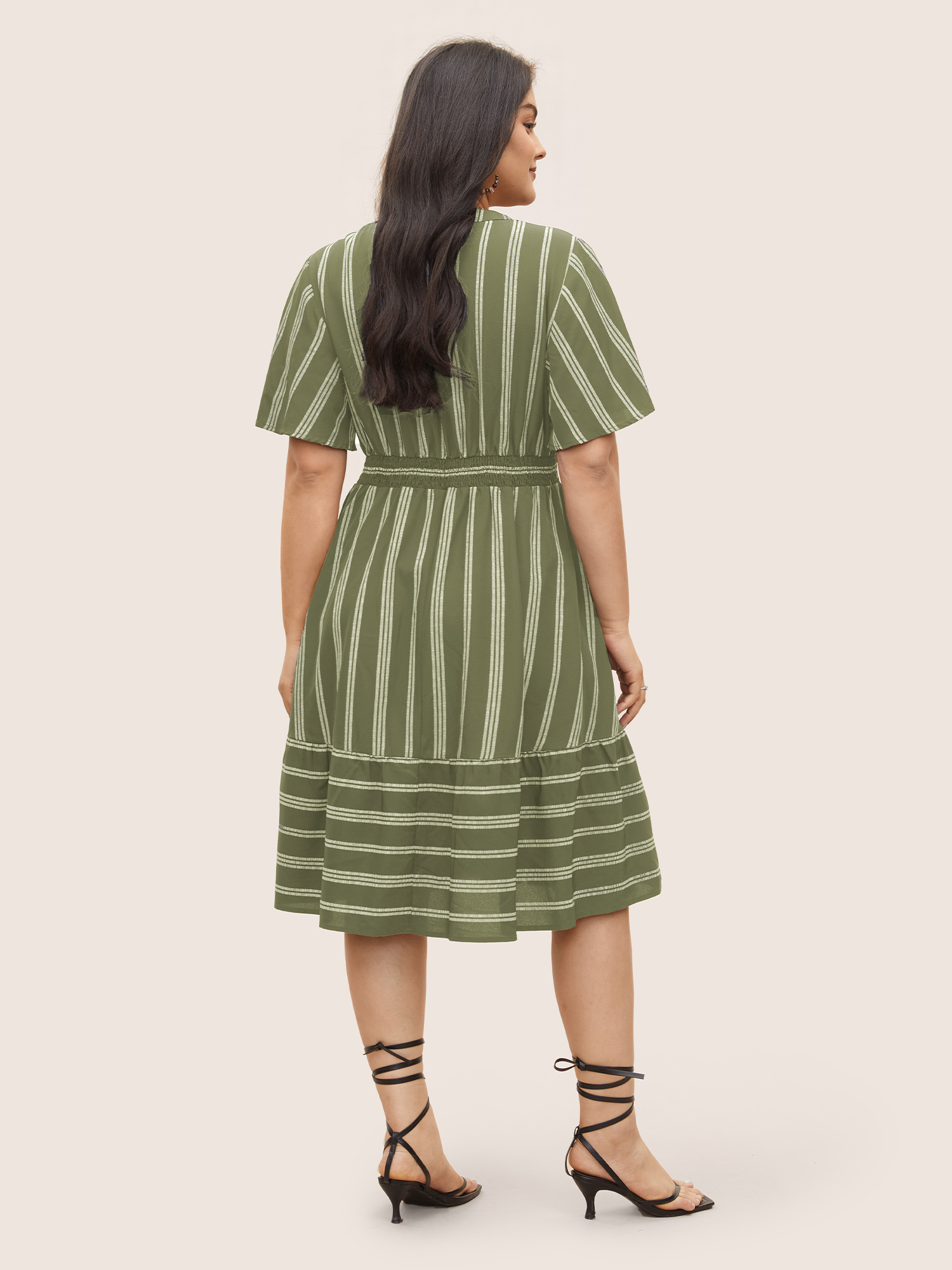 Plus Size Striped Patchwork Tassels Ties Shirred Dress Moss Women Non V-neck Short sleeve Curvy Midi Dress BloomChic 26/4X 