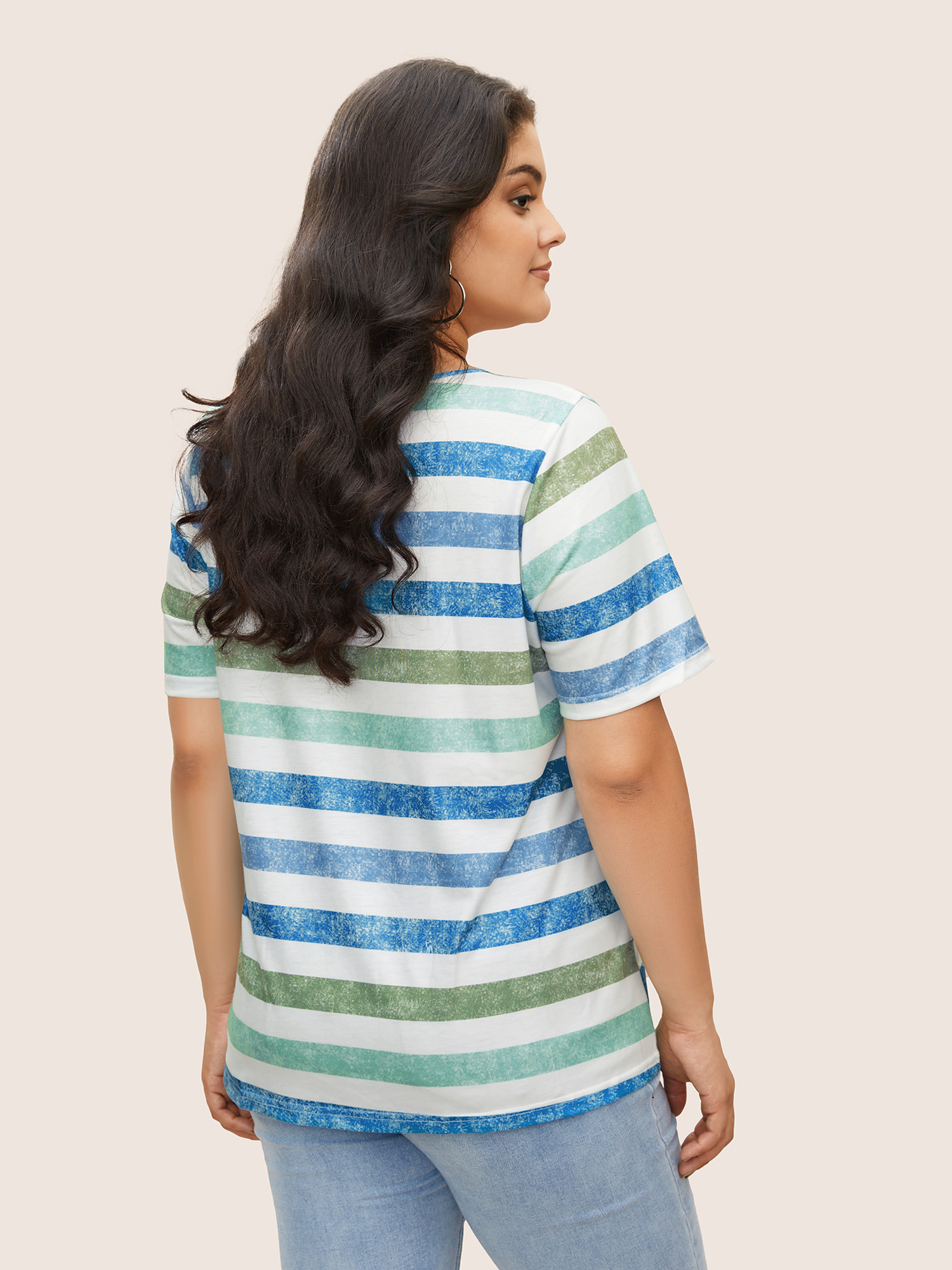 

Plus Size Striped Contrast V Neck T-shirt Cerulean Women Casual Striped V-neck Everyday T-shirts BloomChic