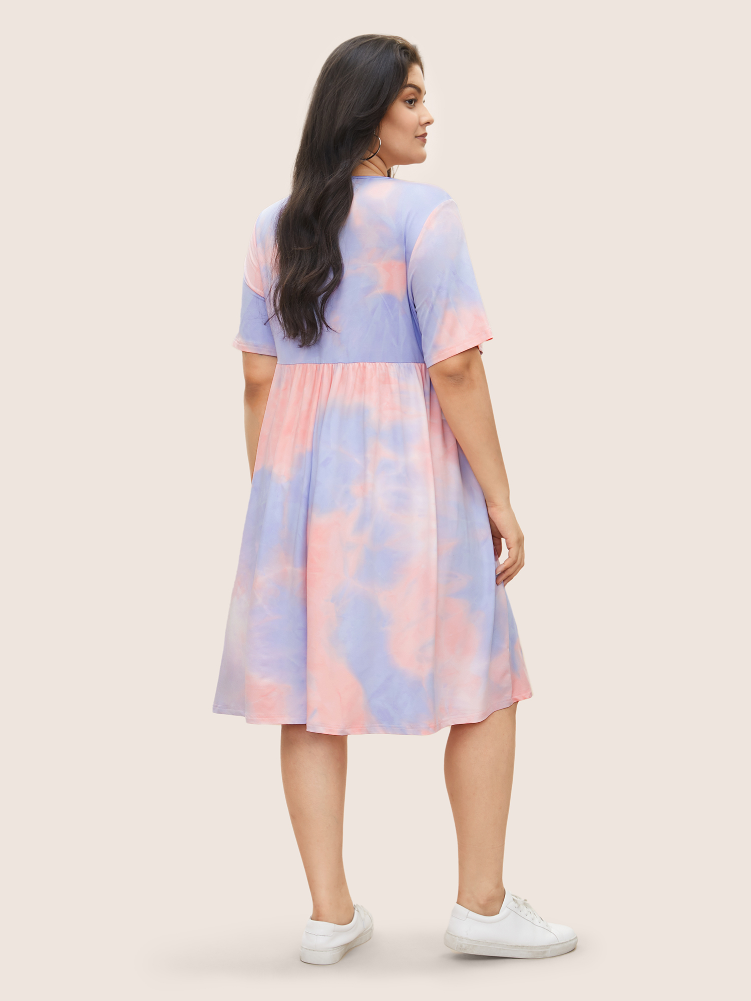 Plus Size Tie Dye Gathered Round Neck Pocket Dress Multicolor Women Gathered Curvy Midi Dress BloomChic 18-20/2X 