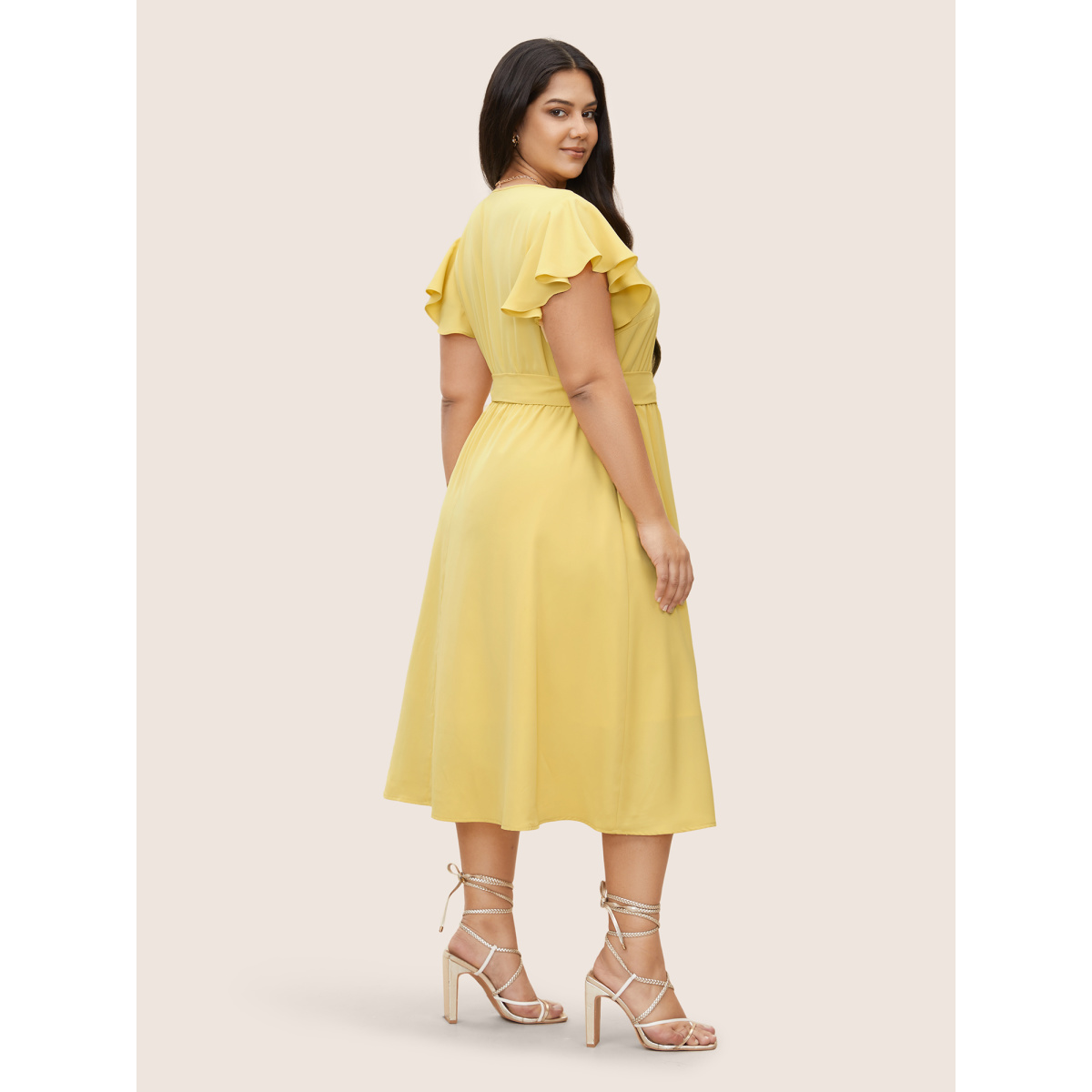 

Plus Size Citrus Solid Ruffle Cap Sleeve Button Detail Dress Yellow Women Belted Curvy Midi Dress BloomChic