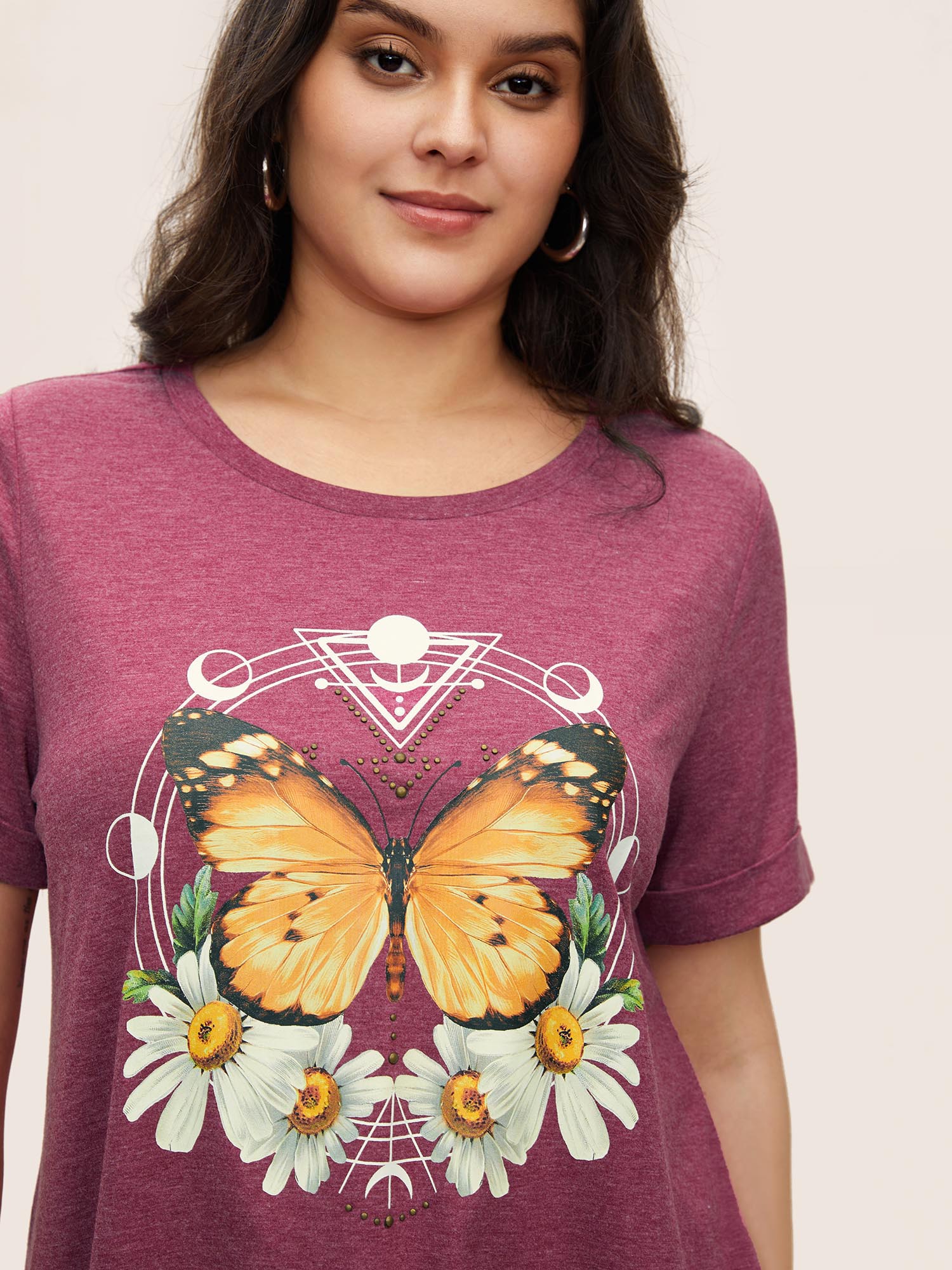 Plus Size Natural Flowers & Butterfly Print Rhinestone T-shirt Burgundy Women Casual Rhinestone detailing Animals Round Neck Everyday T-shirts BloomChic 26/4X 
