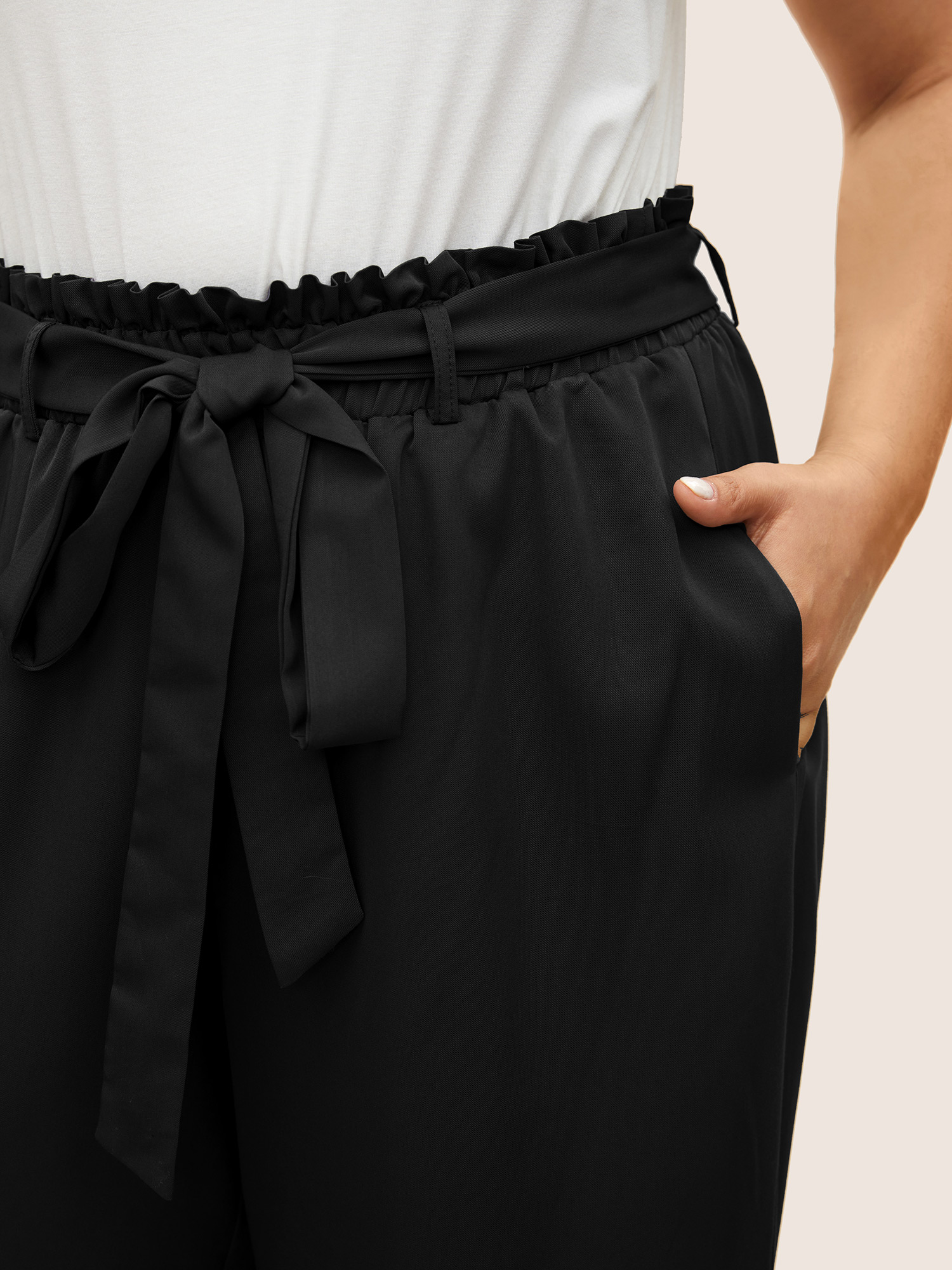 

Plus Size Plain Paperbag Waist Belted Wide Leg Pants Women Black Elegant Wide Leg High Rise Everyday Pants BloomChic