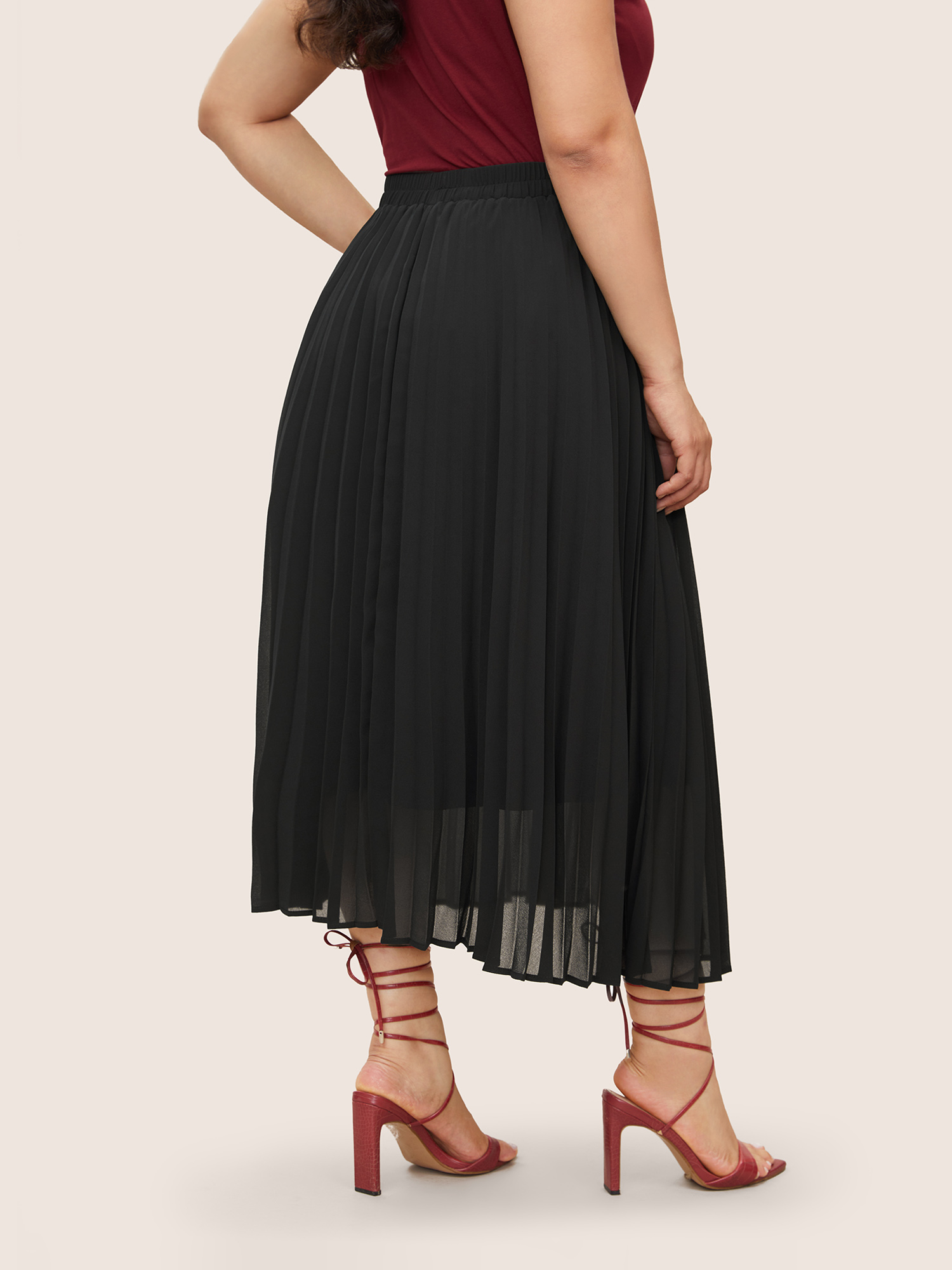 Plus Size Solid Pleated Elastic Waist Mesh Skirt Women Black Elegant Pleated No stretch Everyday Skirts BloomChic 18-20/2X 