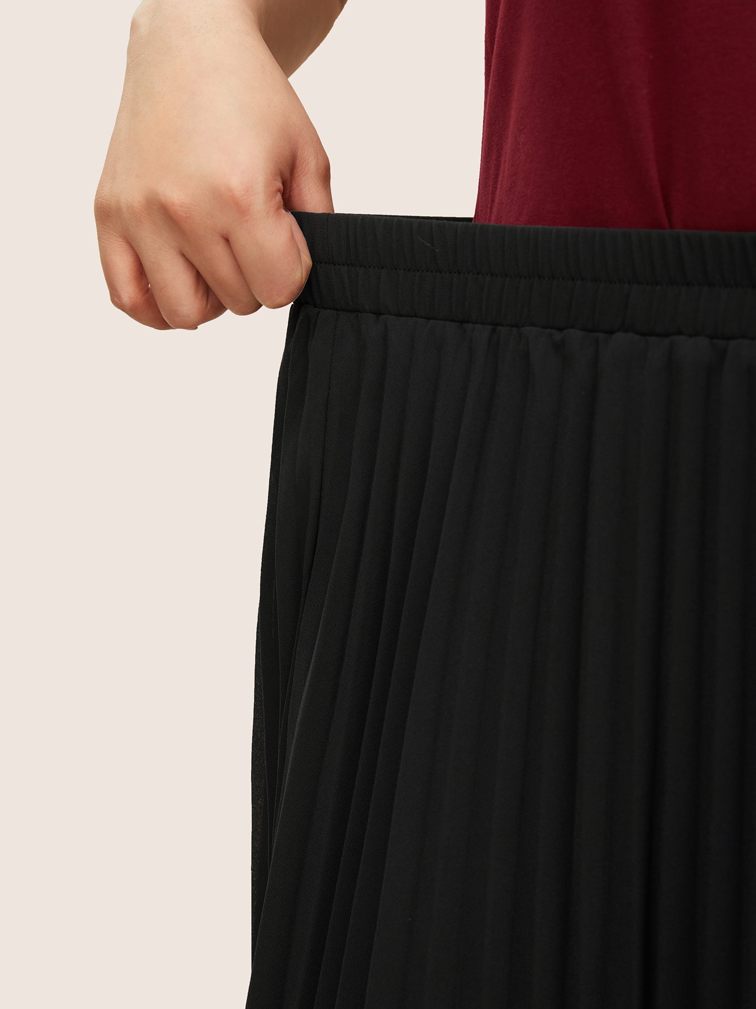 Plus Size Solid Pleated Elastic Waist Mesh Skirt Women Black Elegant Pleated No stretch Everyday Skirts BloomChic 18-20/2X 