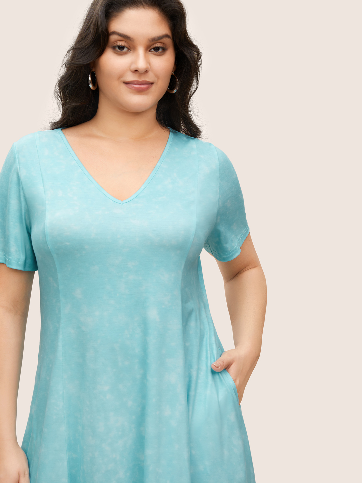 

Plus Size Tie Dye V Neck Pocket Dress LightBlue Women Casual Non V-neck Short sleeve Curvy BloomChic