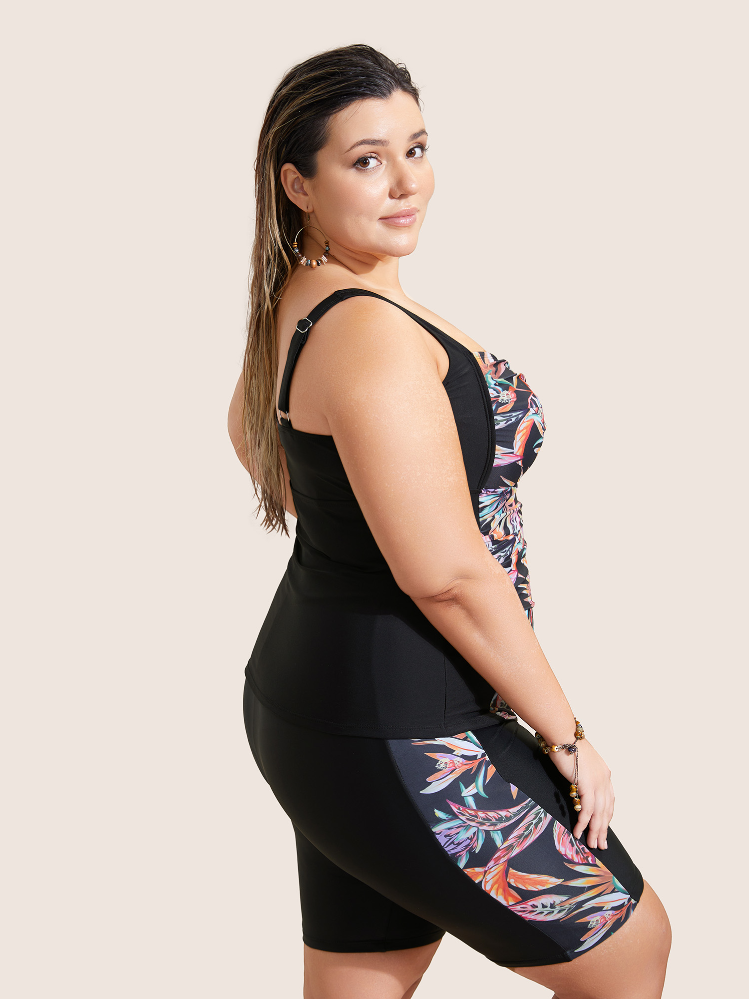 Plus Size Tropical Print Patchwork Crossover Gathered Swim Top Women`s Swimwear Multicolor Beach Twist High stretch Skinny Square Neck Curve Swim Tops BloomChic 12/L 