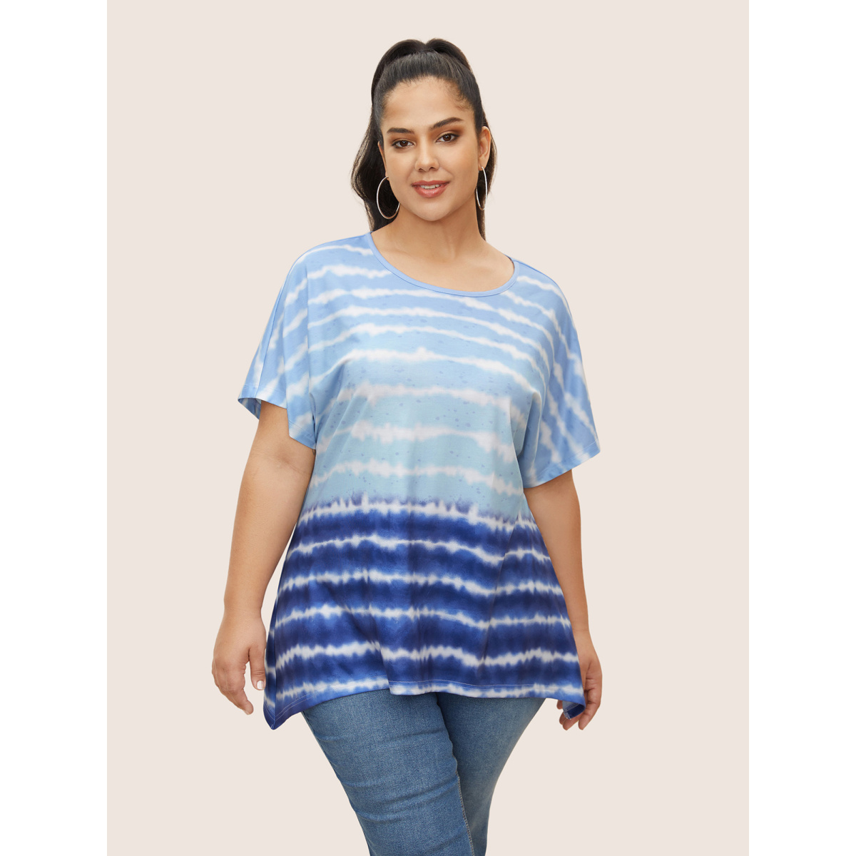 

Plus Size Round Neck Gradient Dyeing Batwing Sleeve T-shirt Blue Women Casual Contrast Round Neck Everyday T-shirts BloomChic