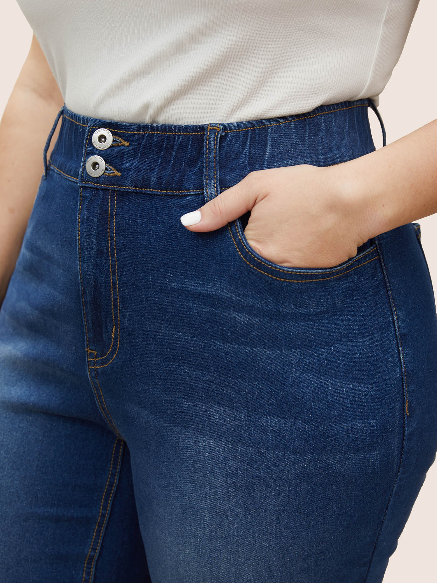 Plus Size Dark Wash Elastic Waist Split Side Jeans Women Blue Casual Slit High stretch Slanted pocket Jeans BloomChic 28/5X 