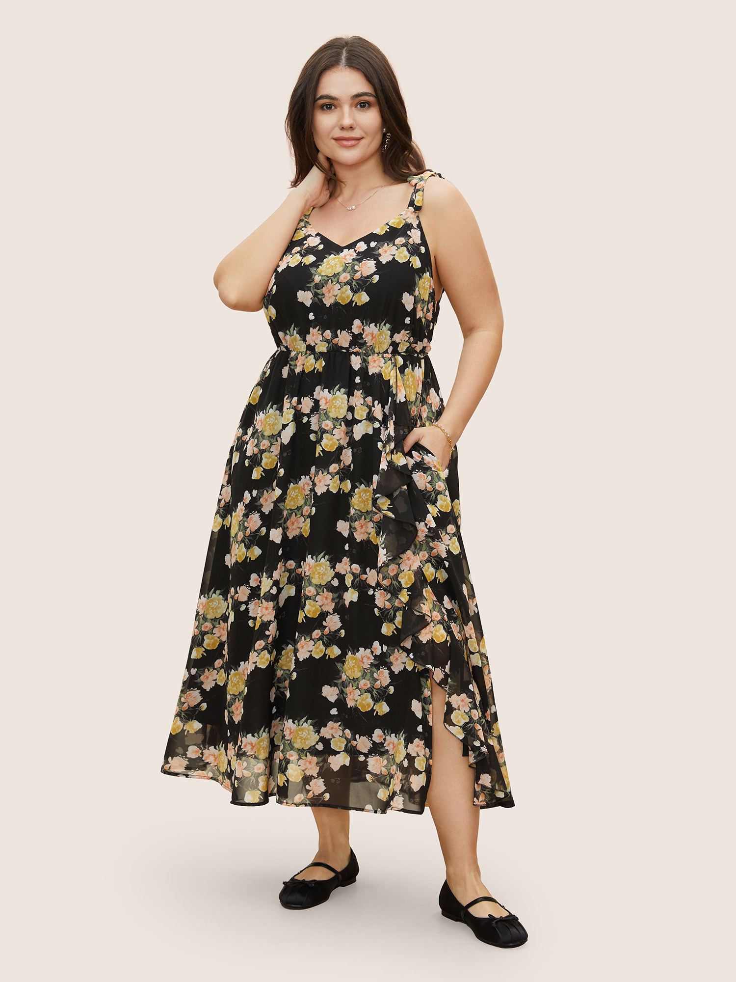 

Plus Size Floral Tie Knot Elastic Waist Dress Black Women Formal Tie knot V-neck Sleeveless Curvy BloomChic