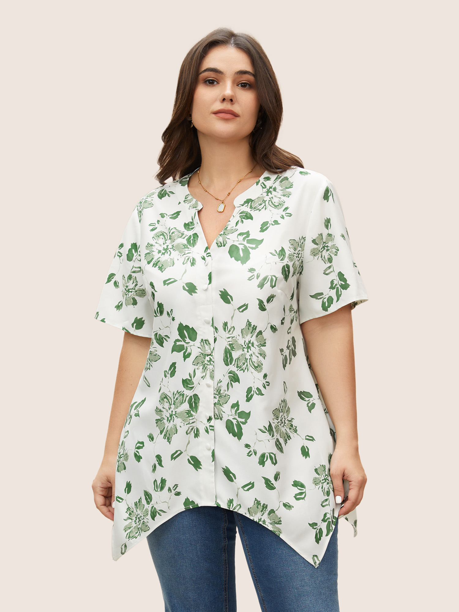 

Plus Size Green Floral Flat Collar Hanky Hem Blouse Women Elegant Short sleeve Flat collar Everyday Blouses BloomChic